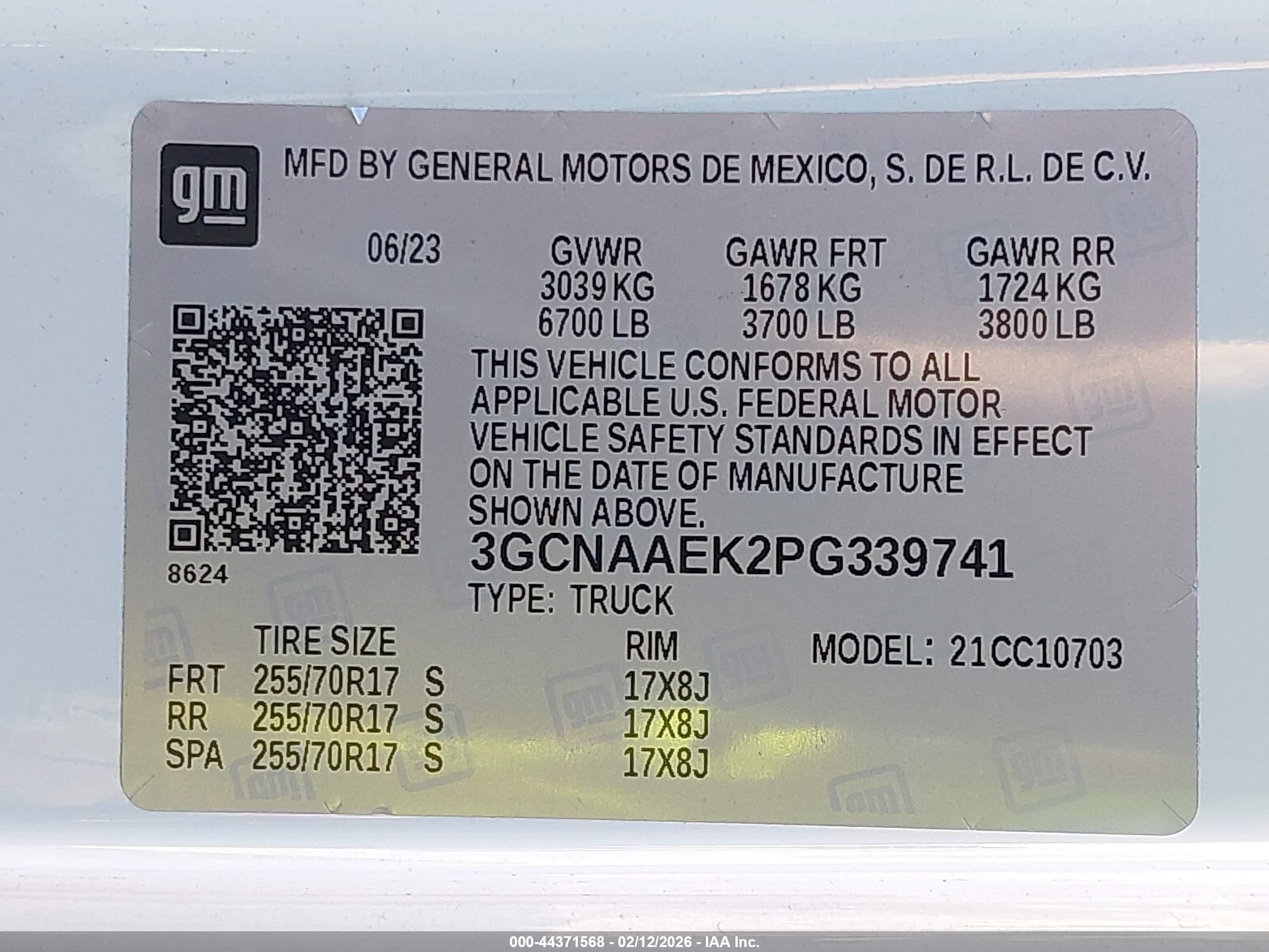 CHEVROLET SILVERADO image 9