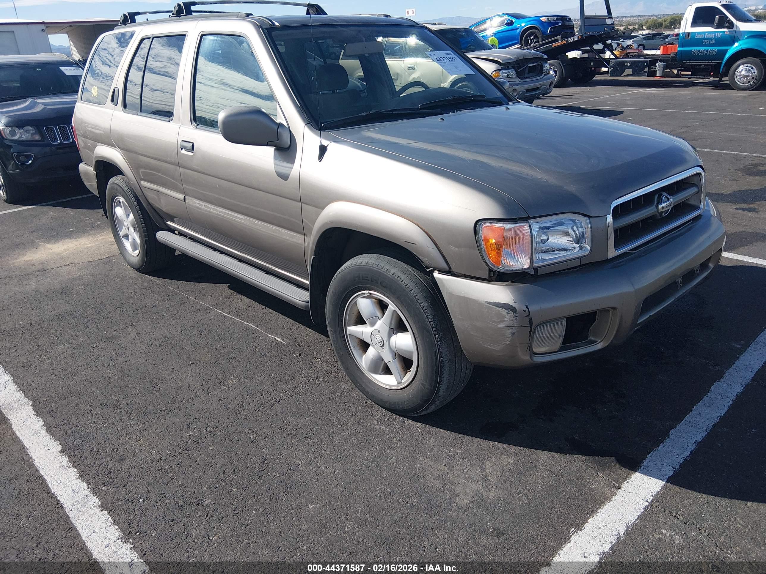 NISSAN PATHFINDER image 6
