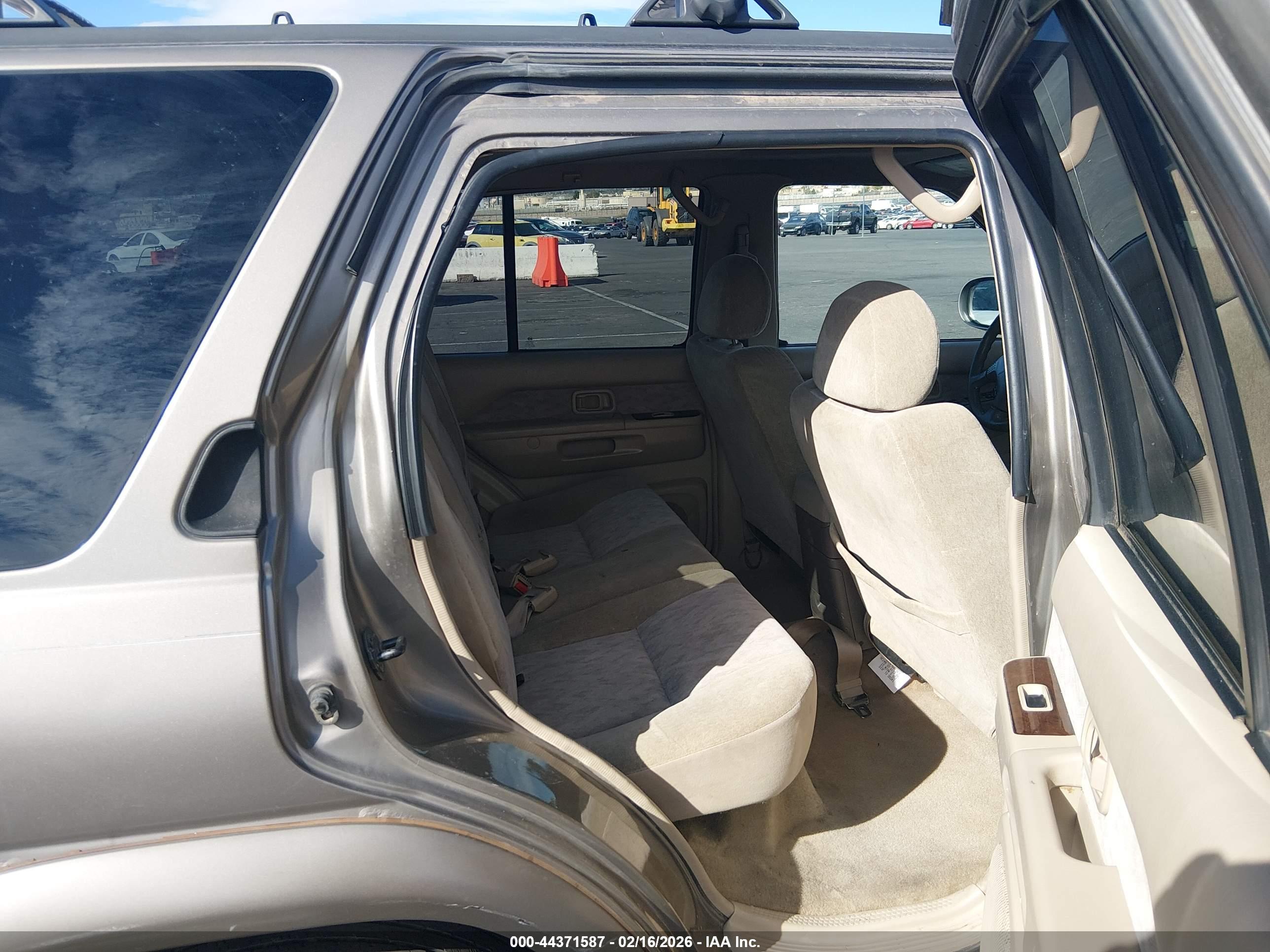NISSAN PATHFINDER image 8