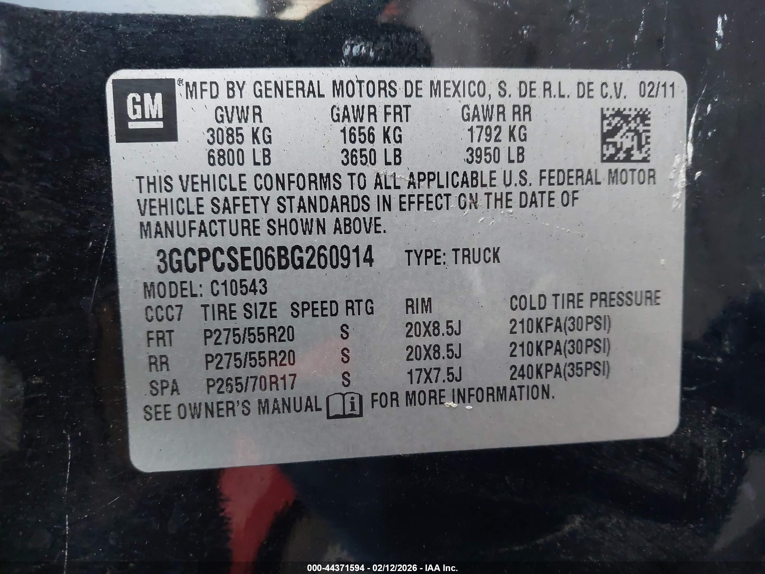CHEVROLET SILVERADO image 9