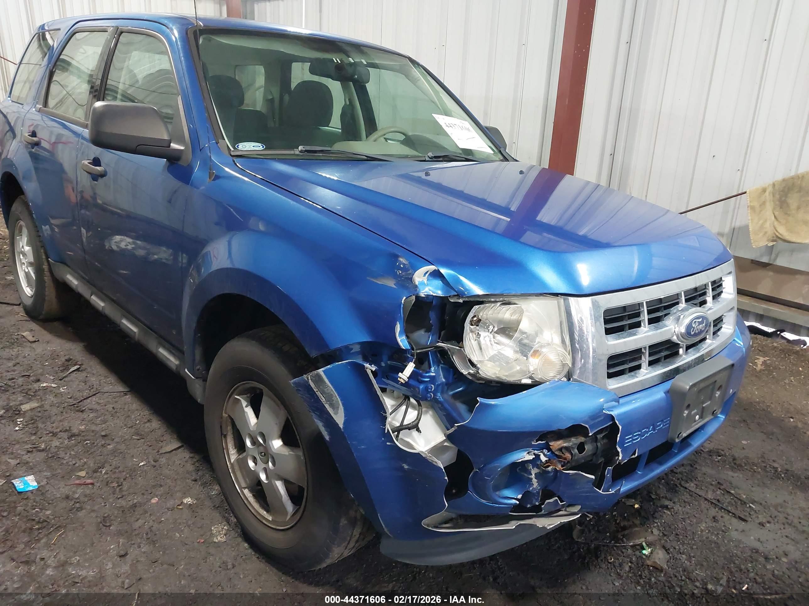 FORD ESCAPE image 6