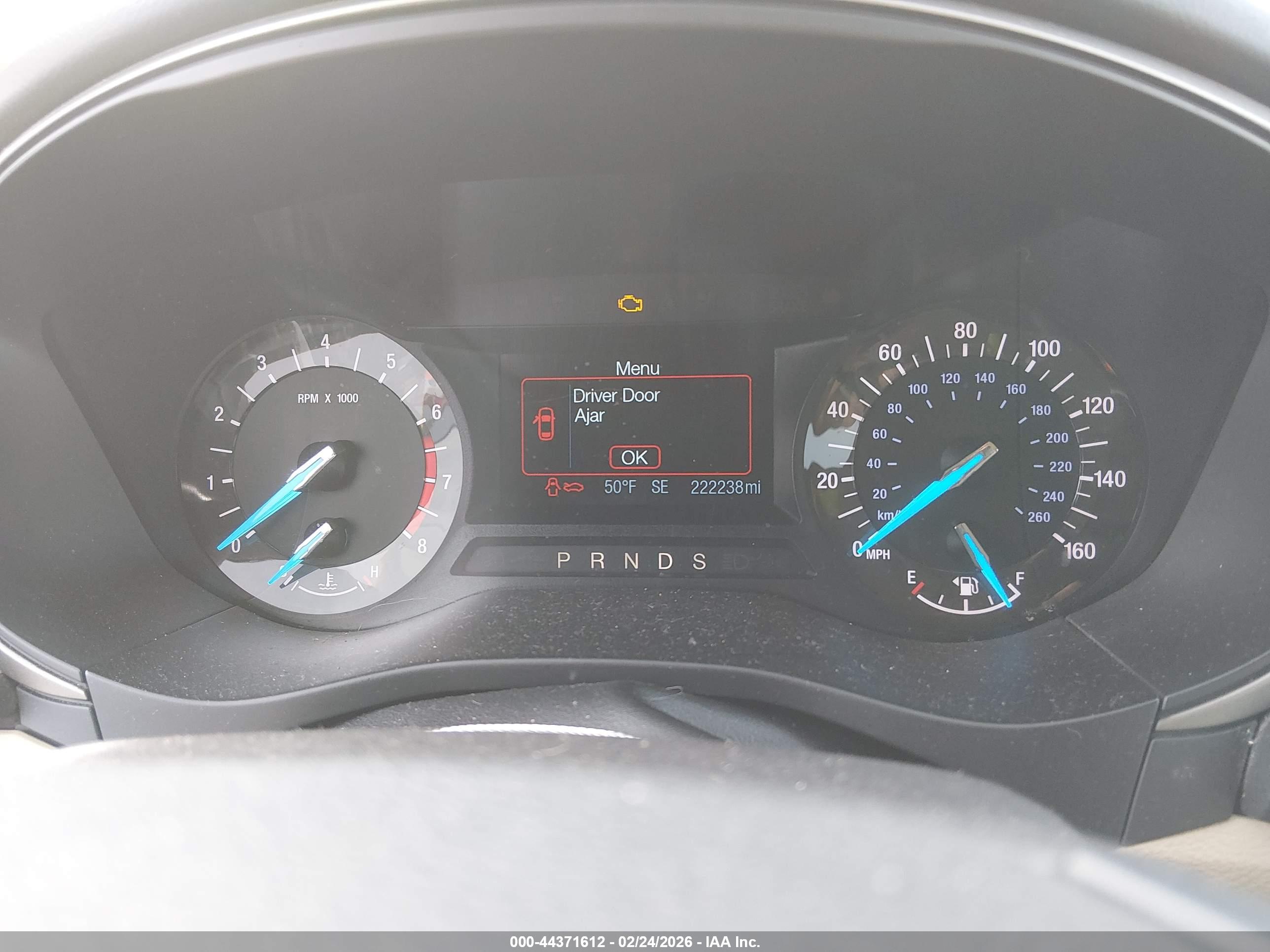 FORD FUSION image 7