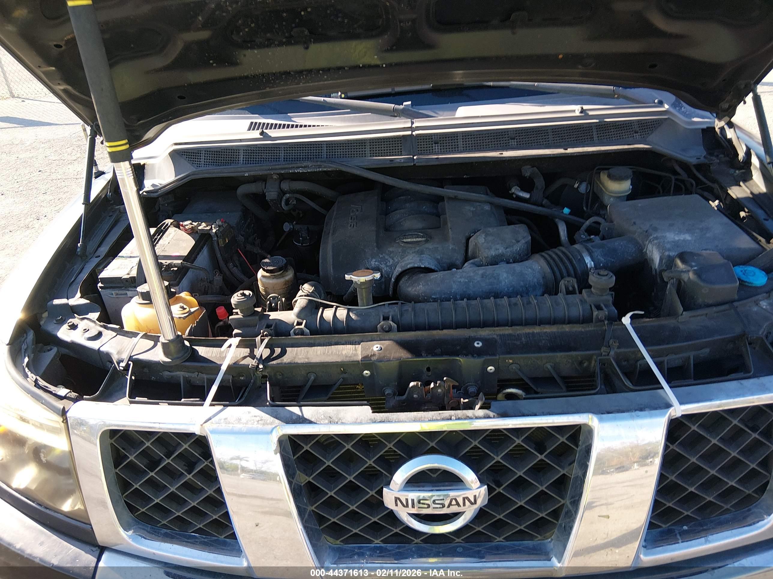 NISSAN TITAN image 10