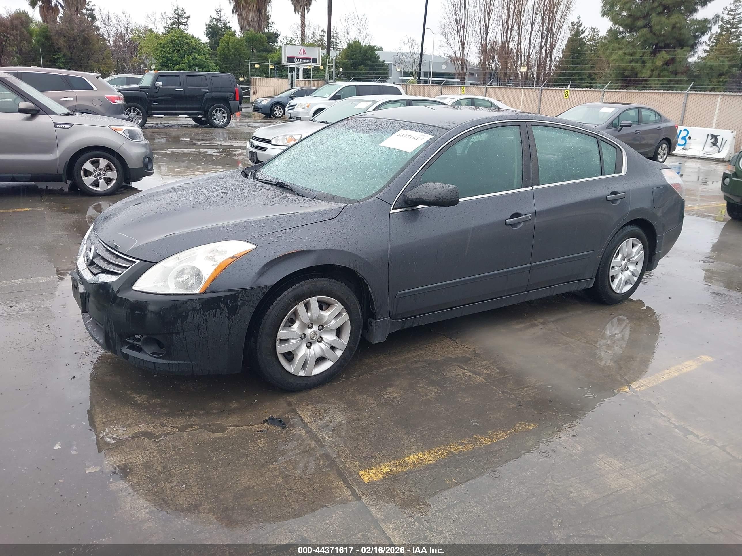 NISSAN ALTIMA image 2