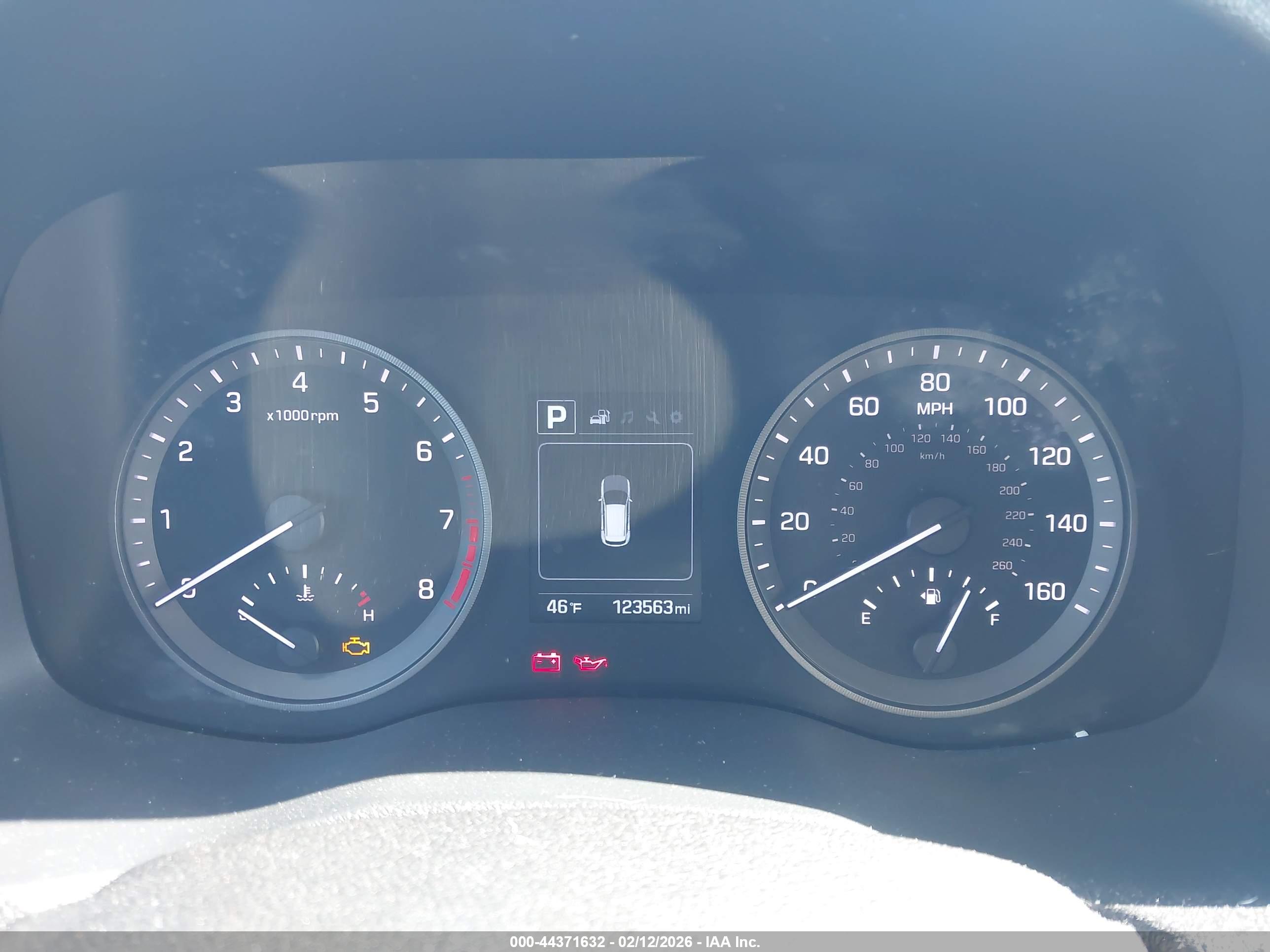 HYUNDAI TUCSON image 7