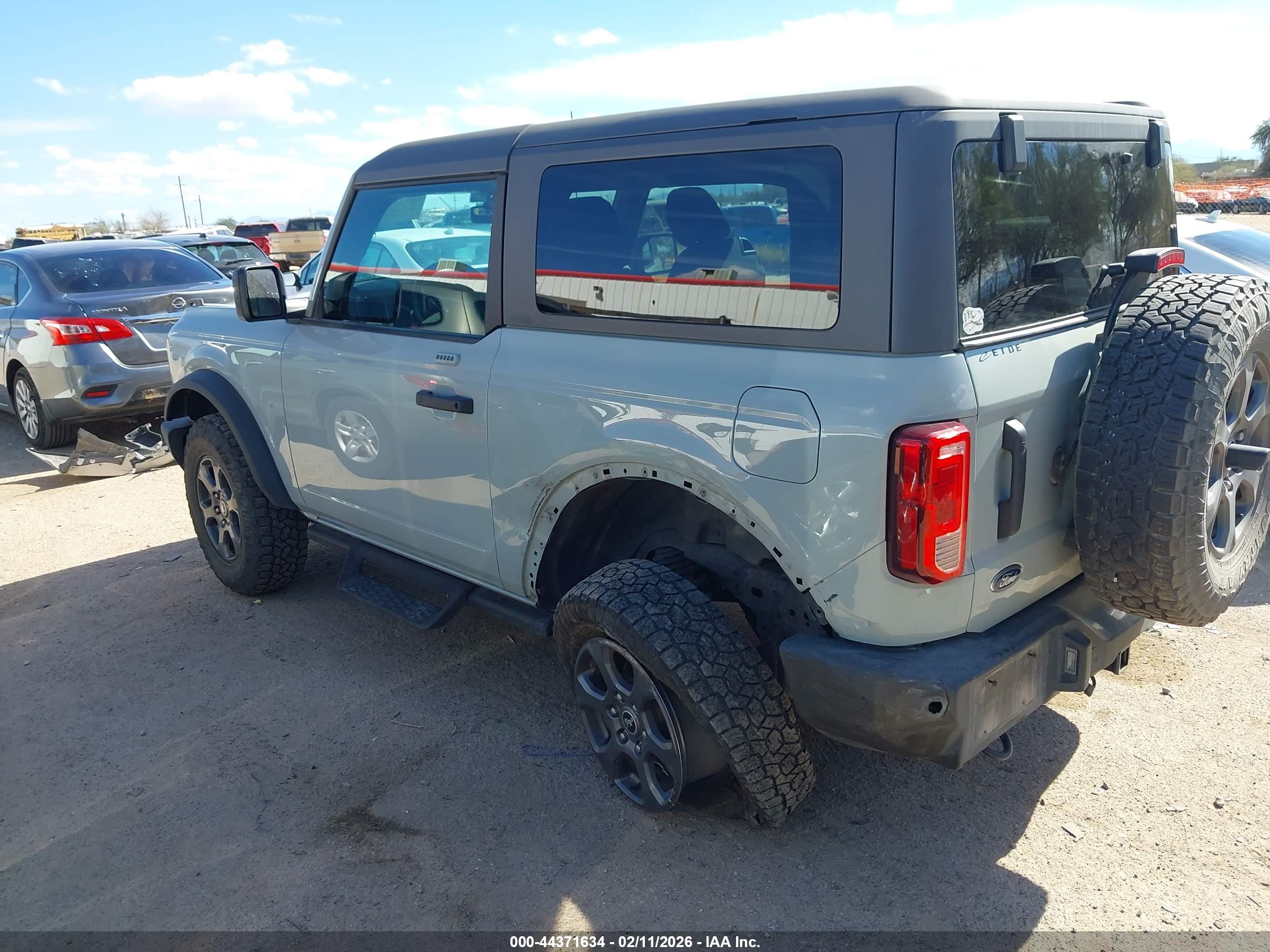 FORD BRONCO image 3