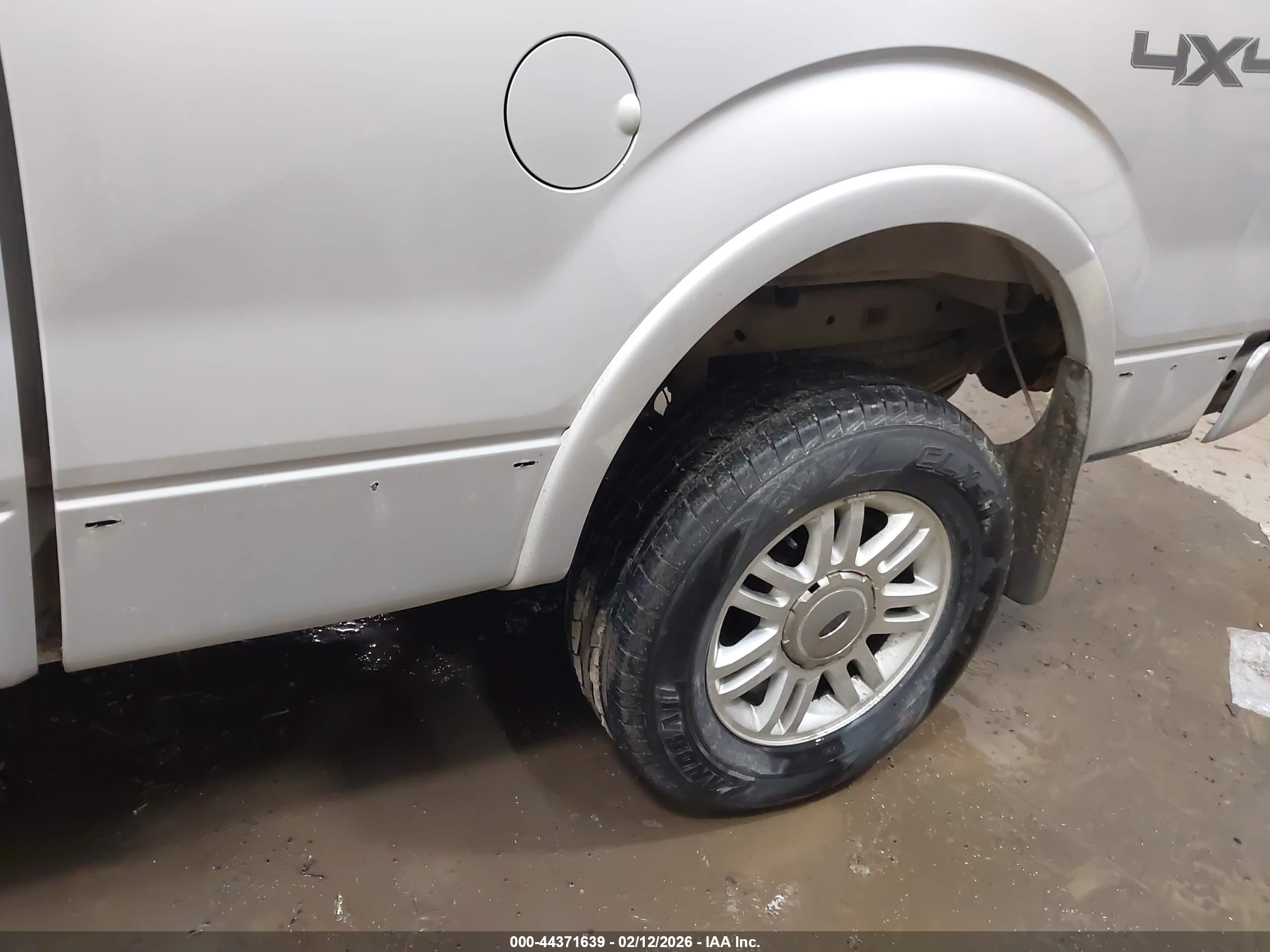 FORD F-150 image 6
