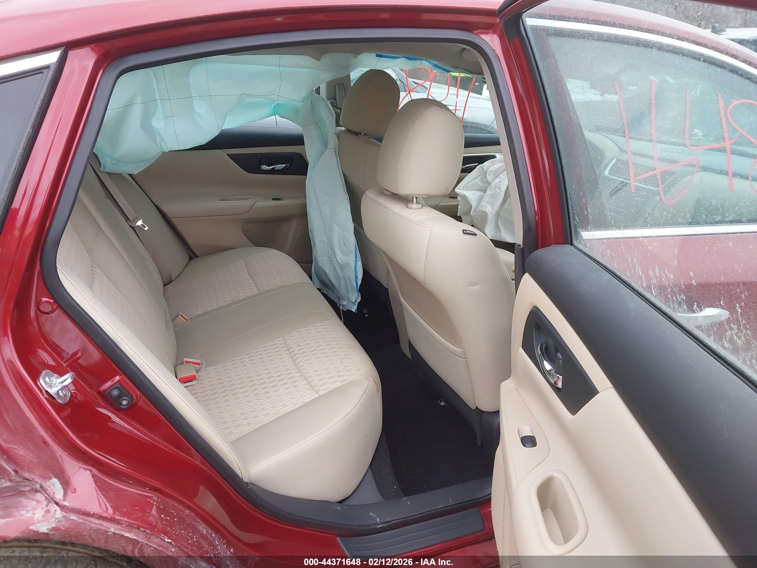 NISSAN ALTIMA image 8