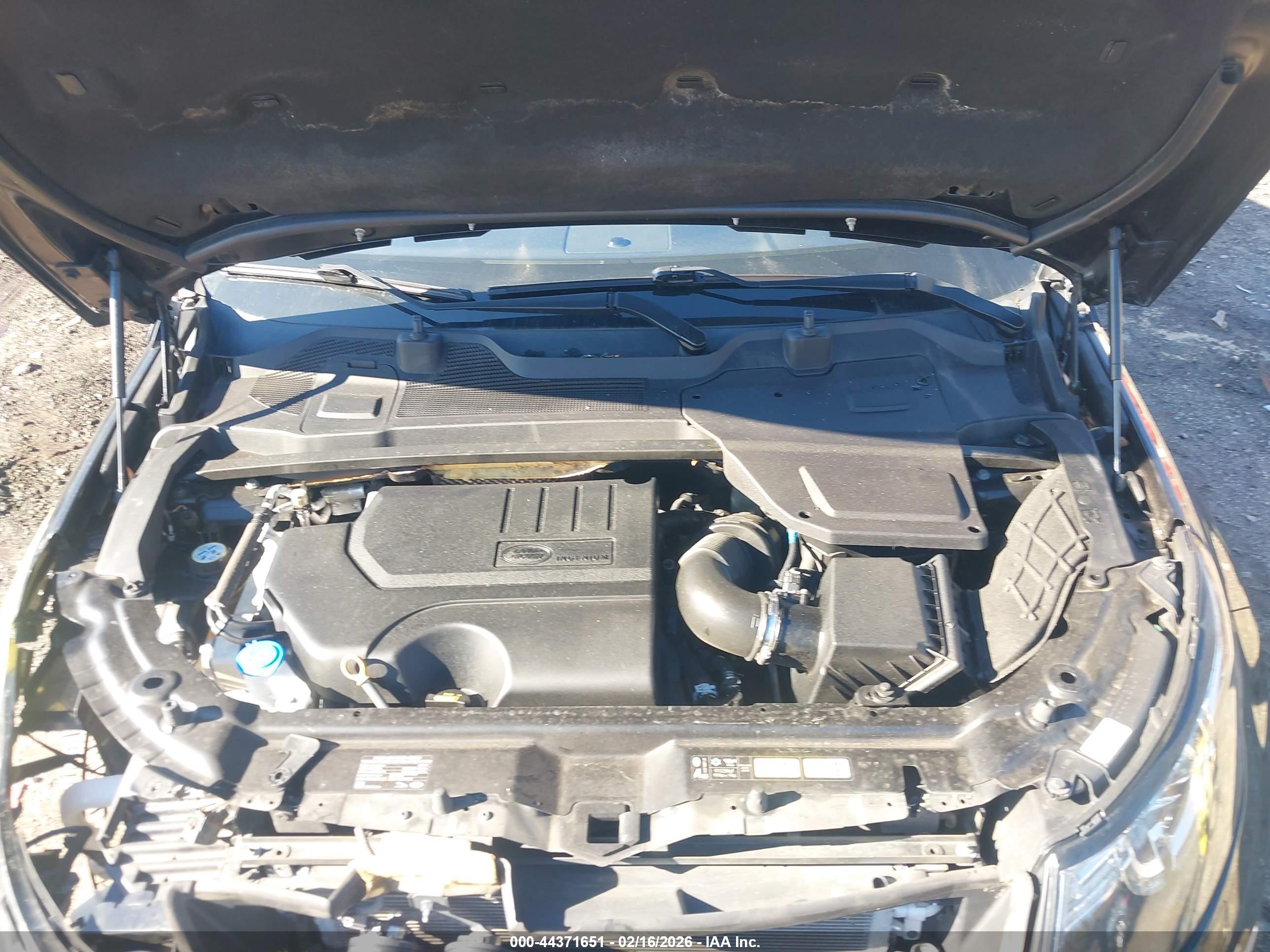 LAND ROVER image 10