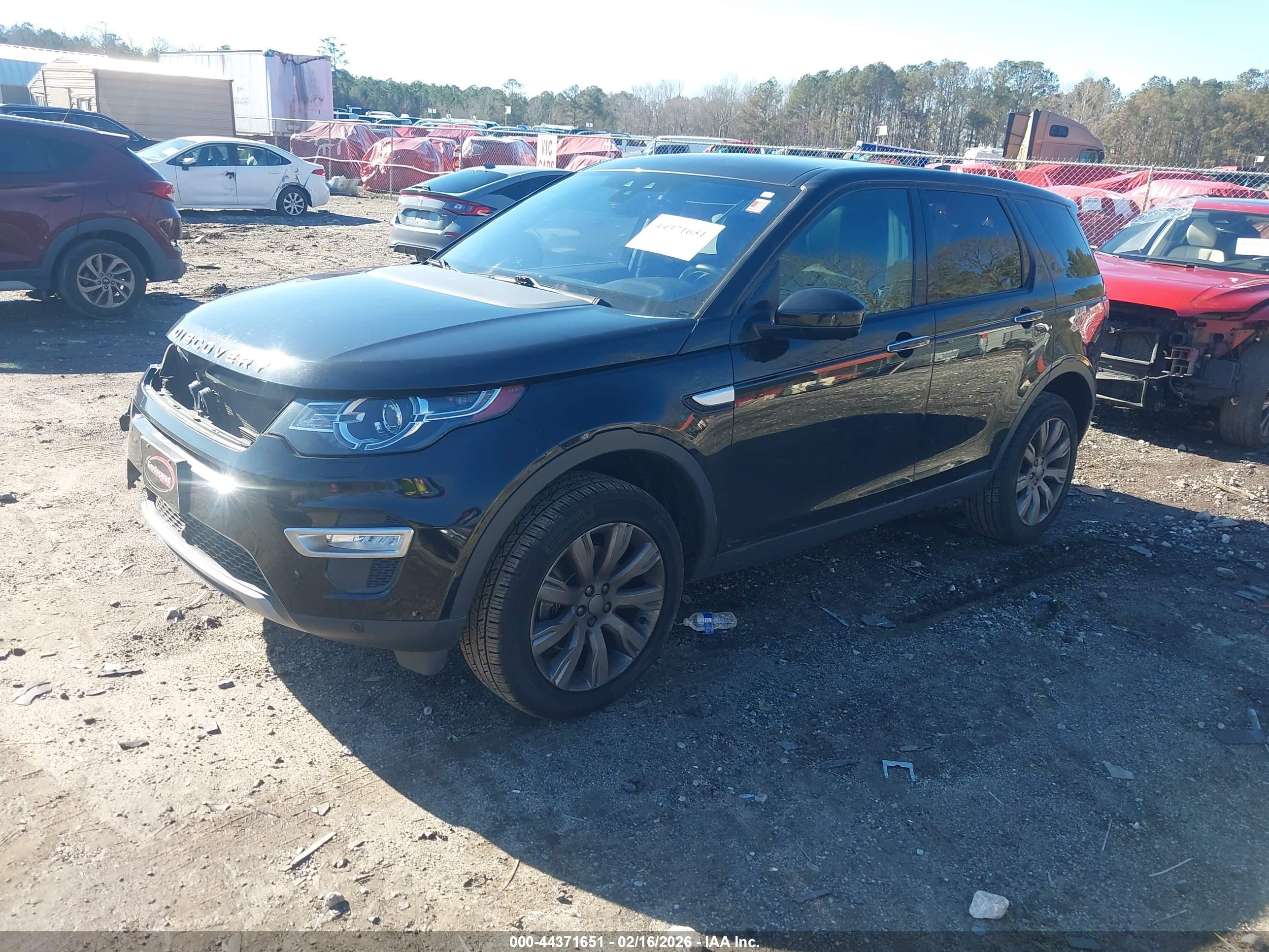 LAND ROVER image 2