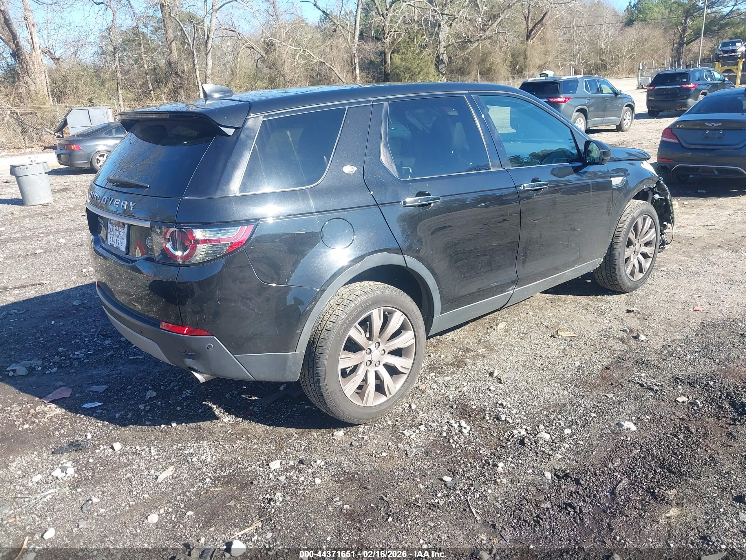 LAND ROVER image 4
