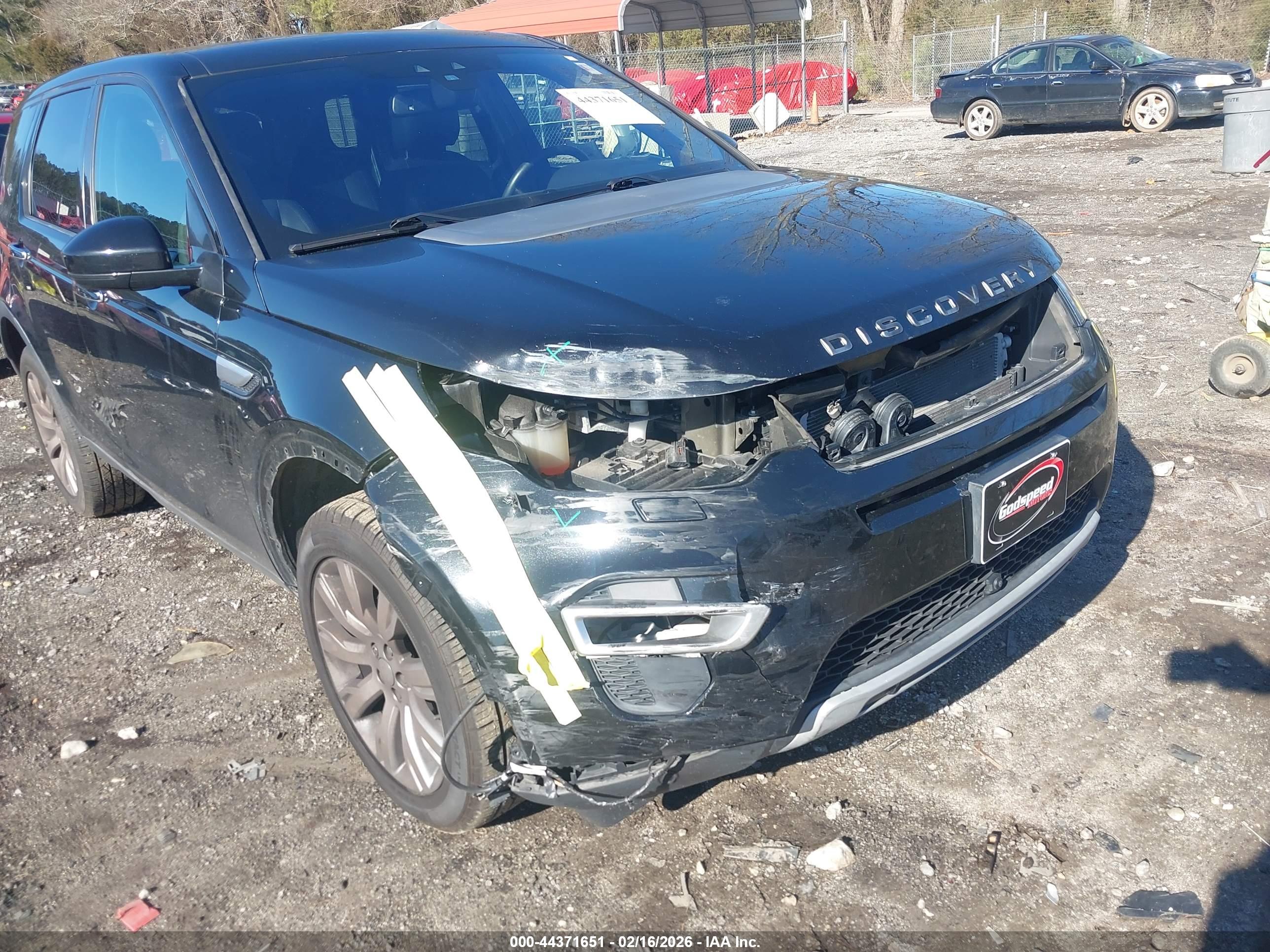 LAND ROVER image 6