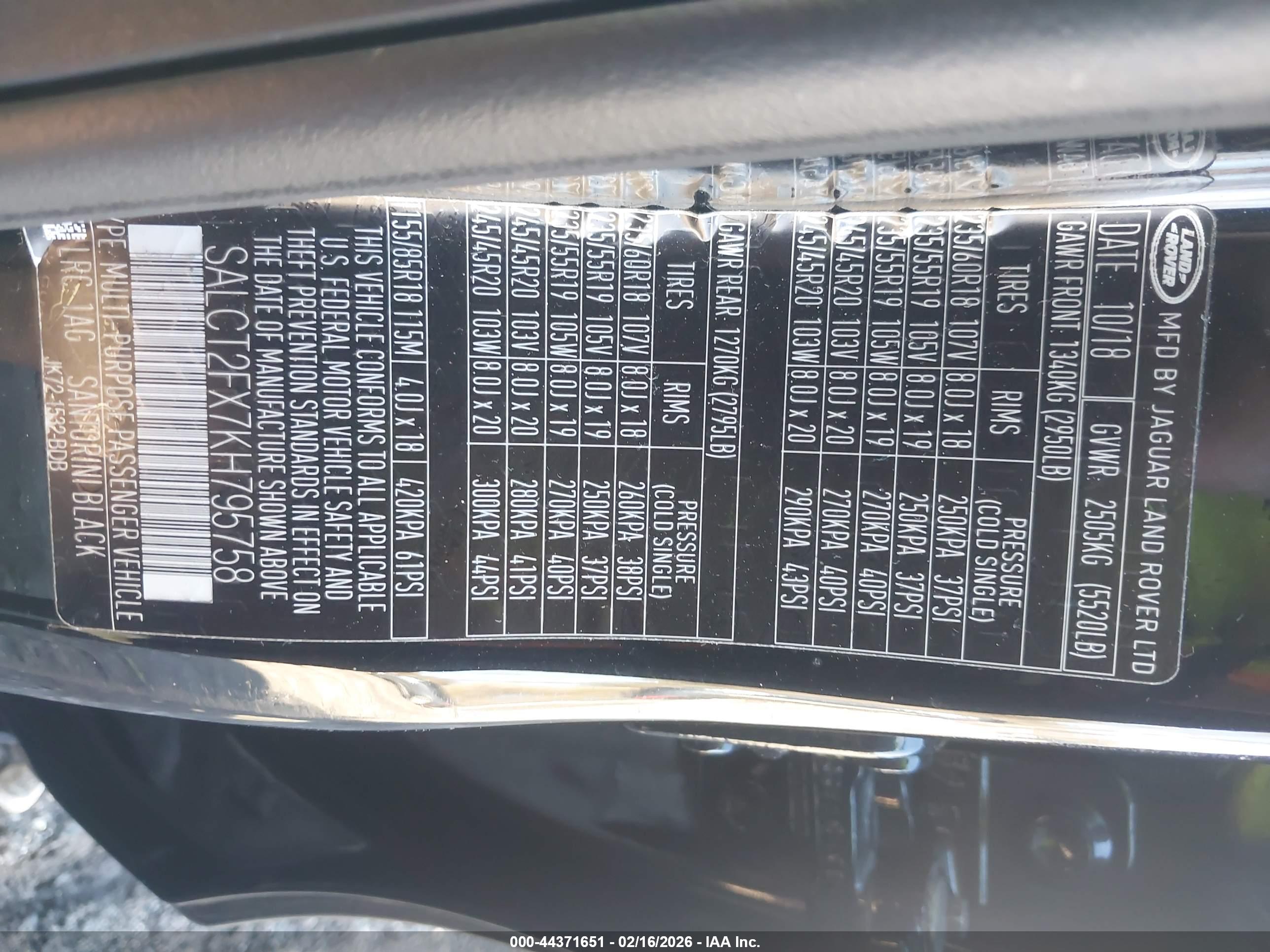 LAND ROVER image 9