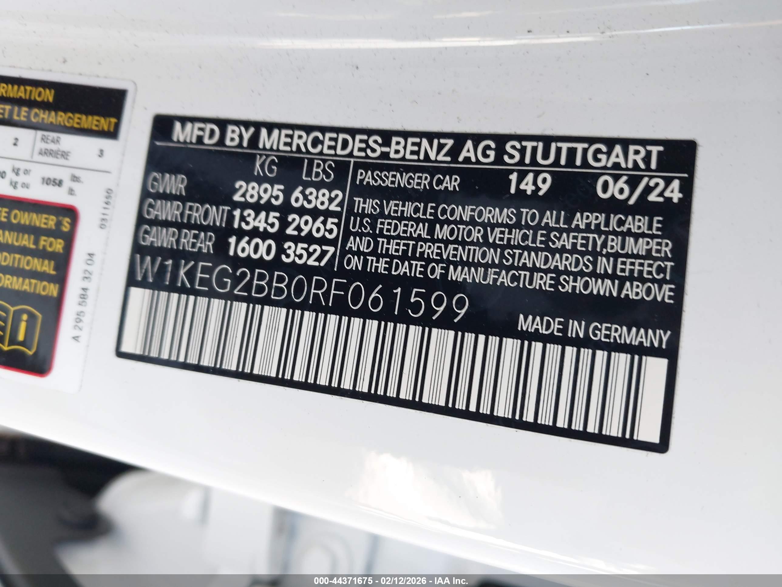 MERCEDES-BENZ EQE image 9