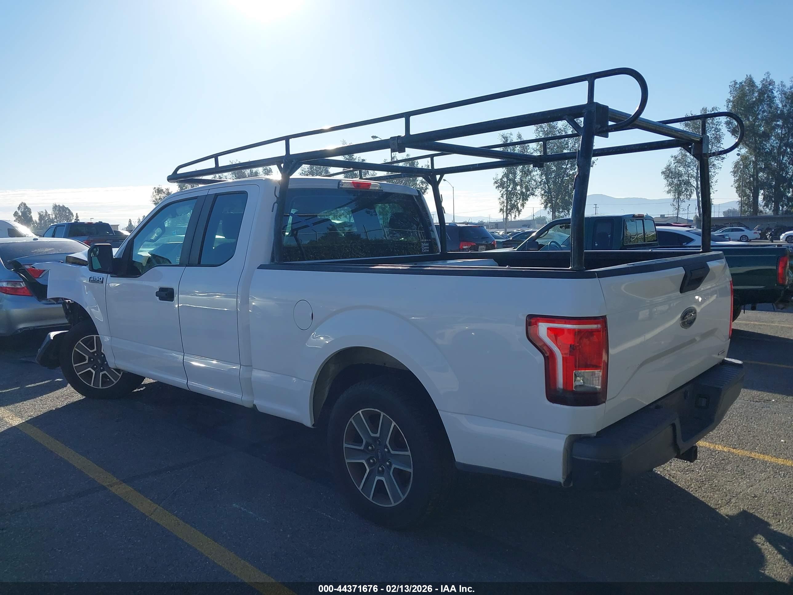 FORD F-150 image 3