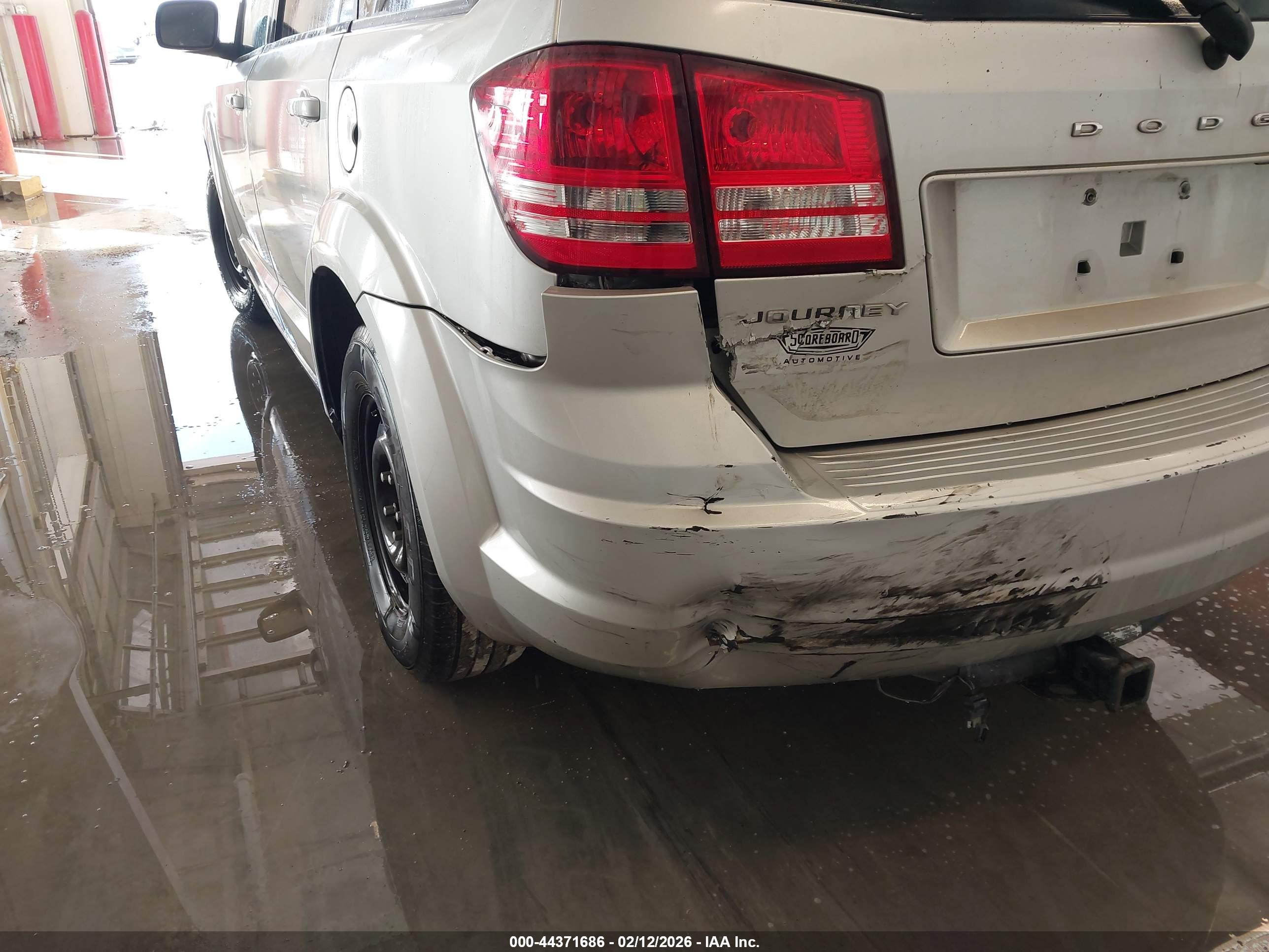 DODGE JOURNEY image 6