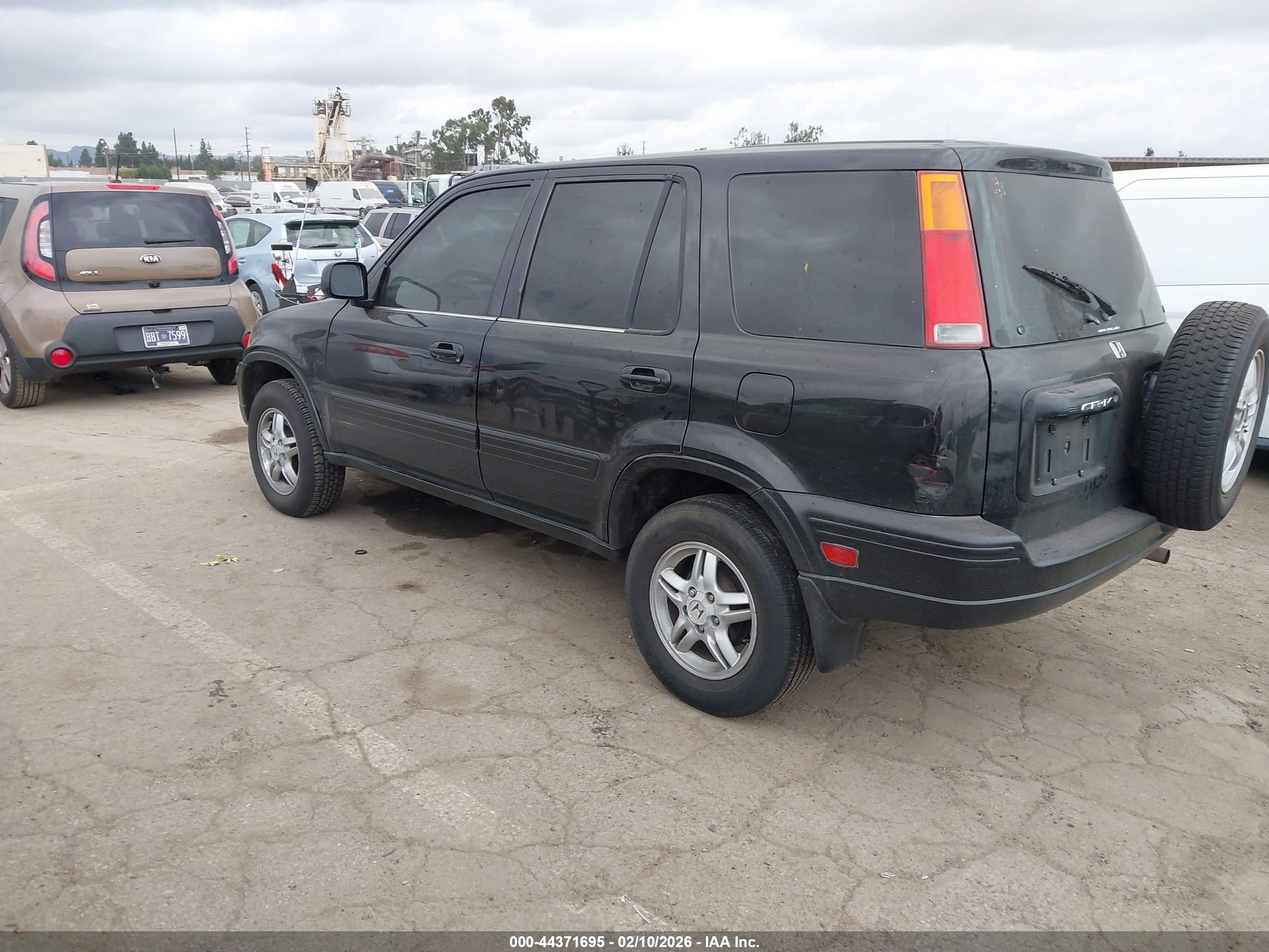 HONDA CR-V image 3