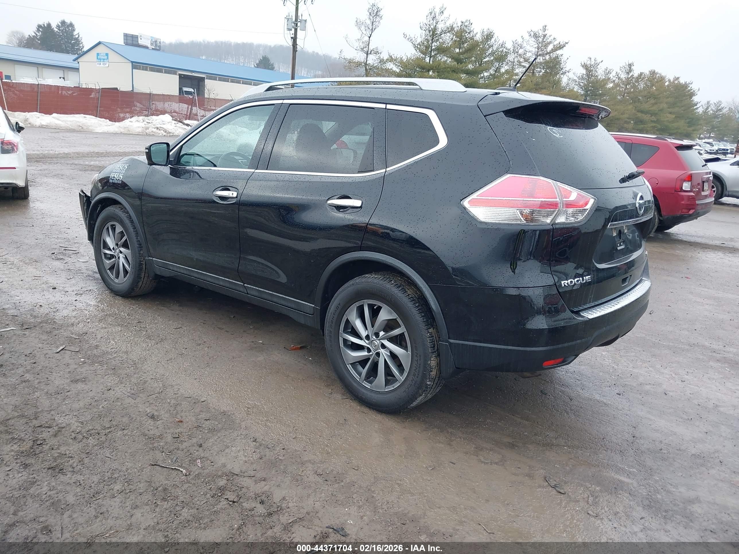 NISSAN ROGUE image 3