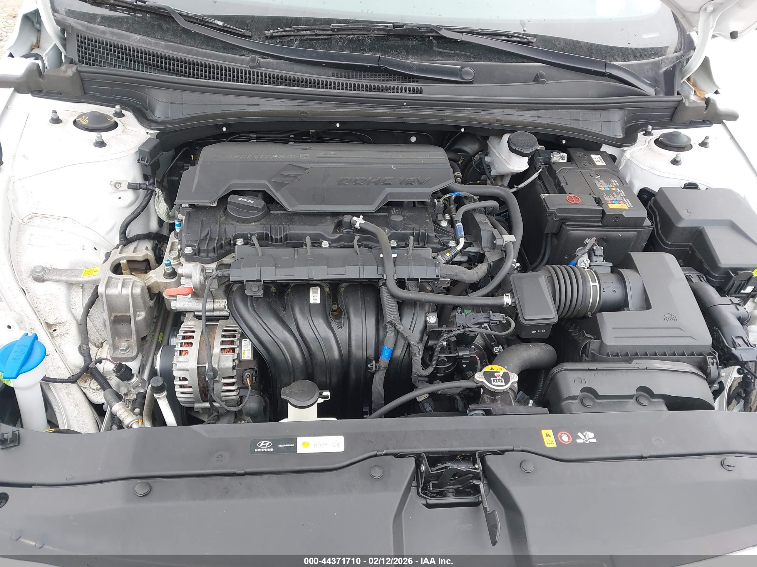 HYUNDAI ELANTRA image 10