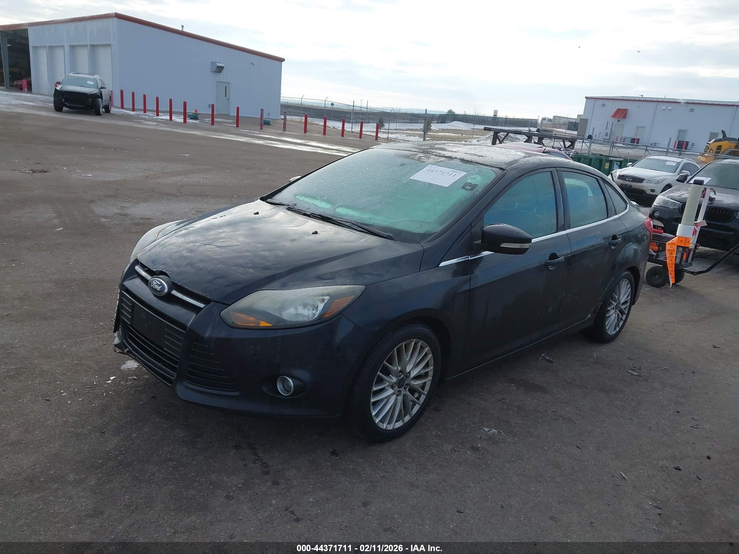 FORD FOCUS image 2