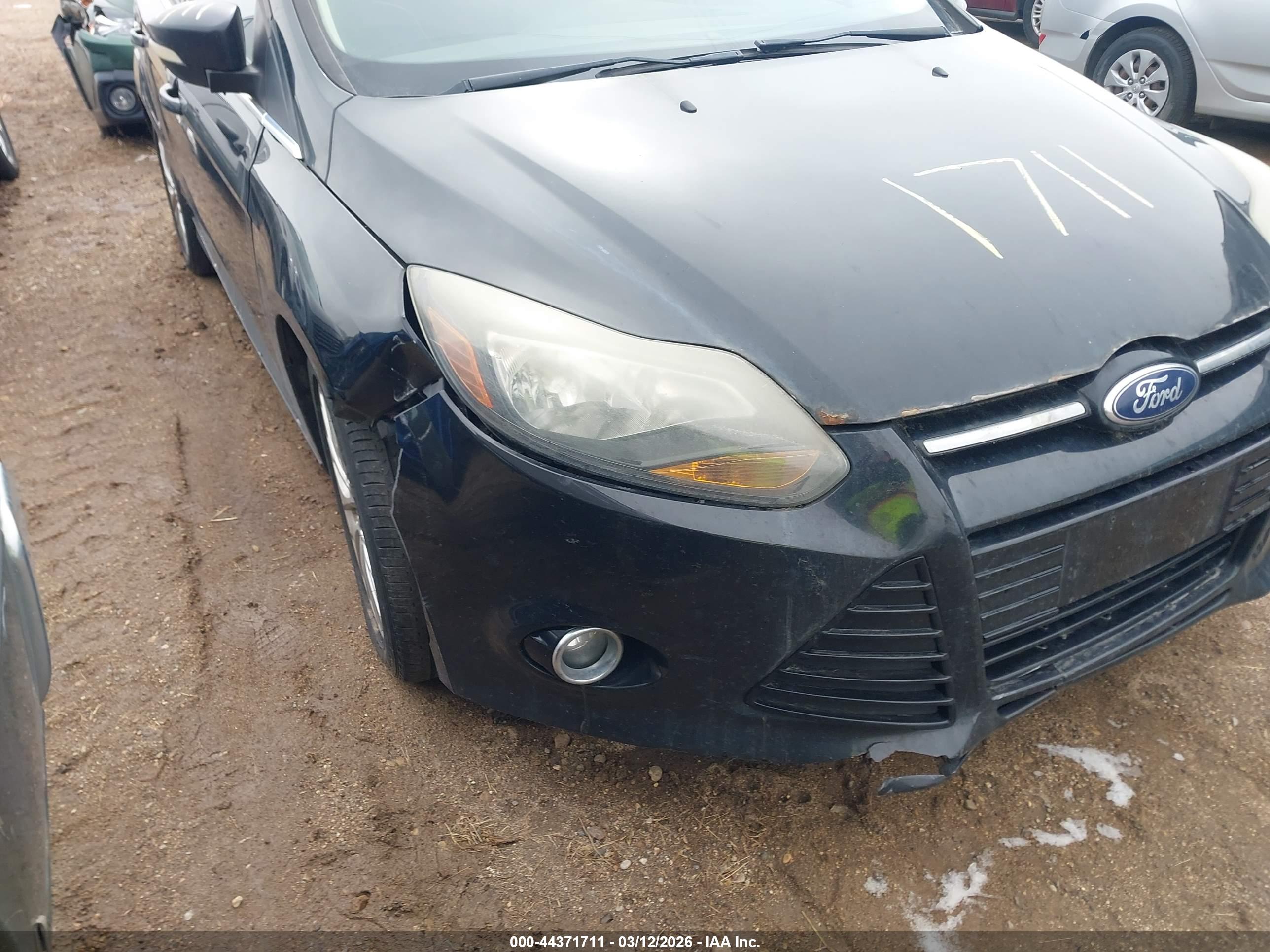 FORD FOCUS image 6