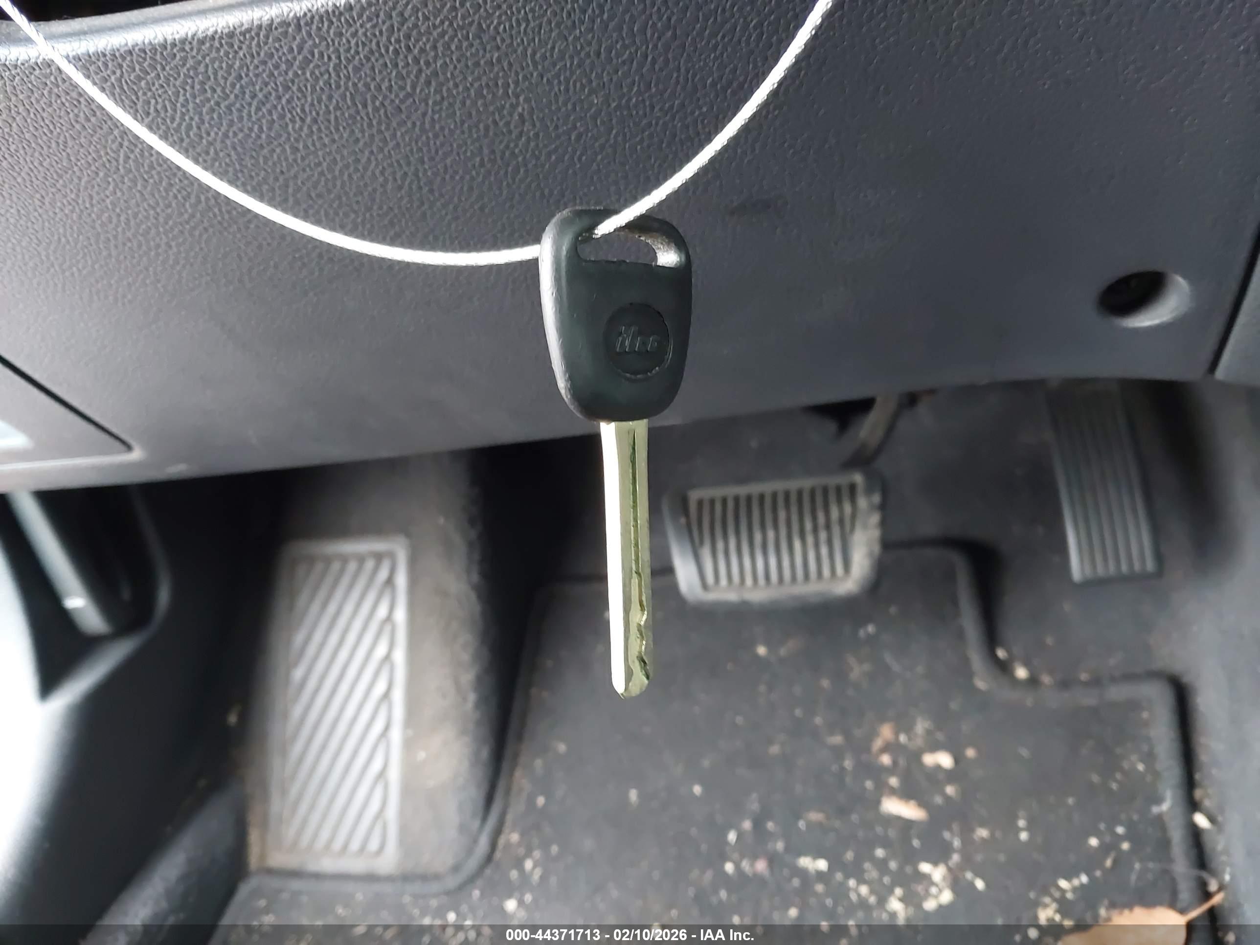 KIA RIO image 11