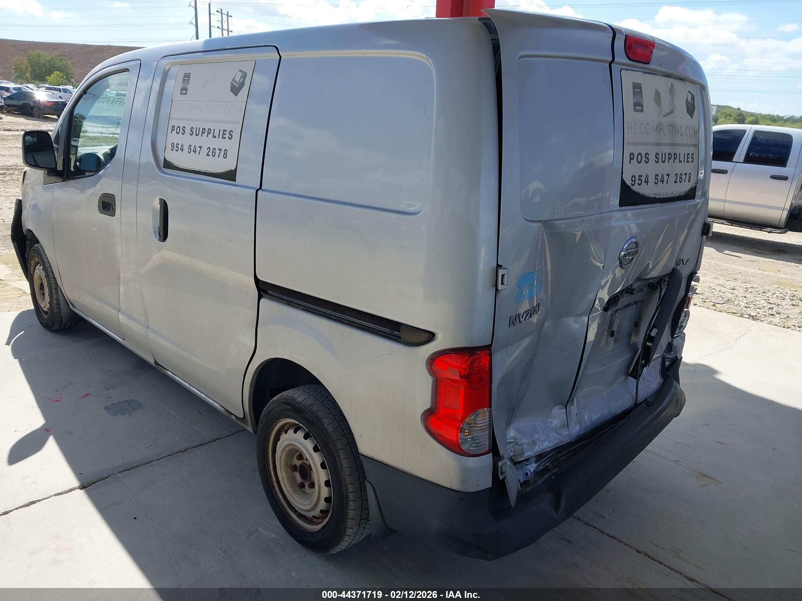 NISSAN NV200 image 3
