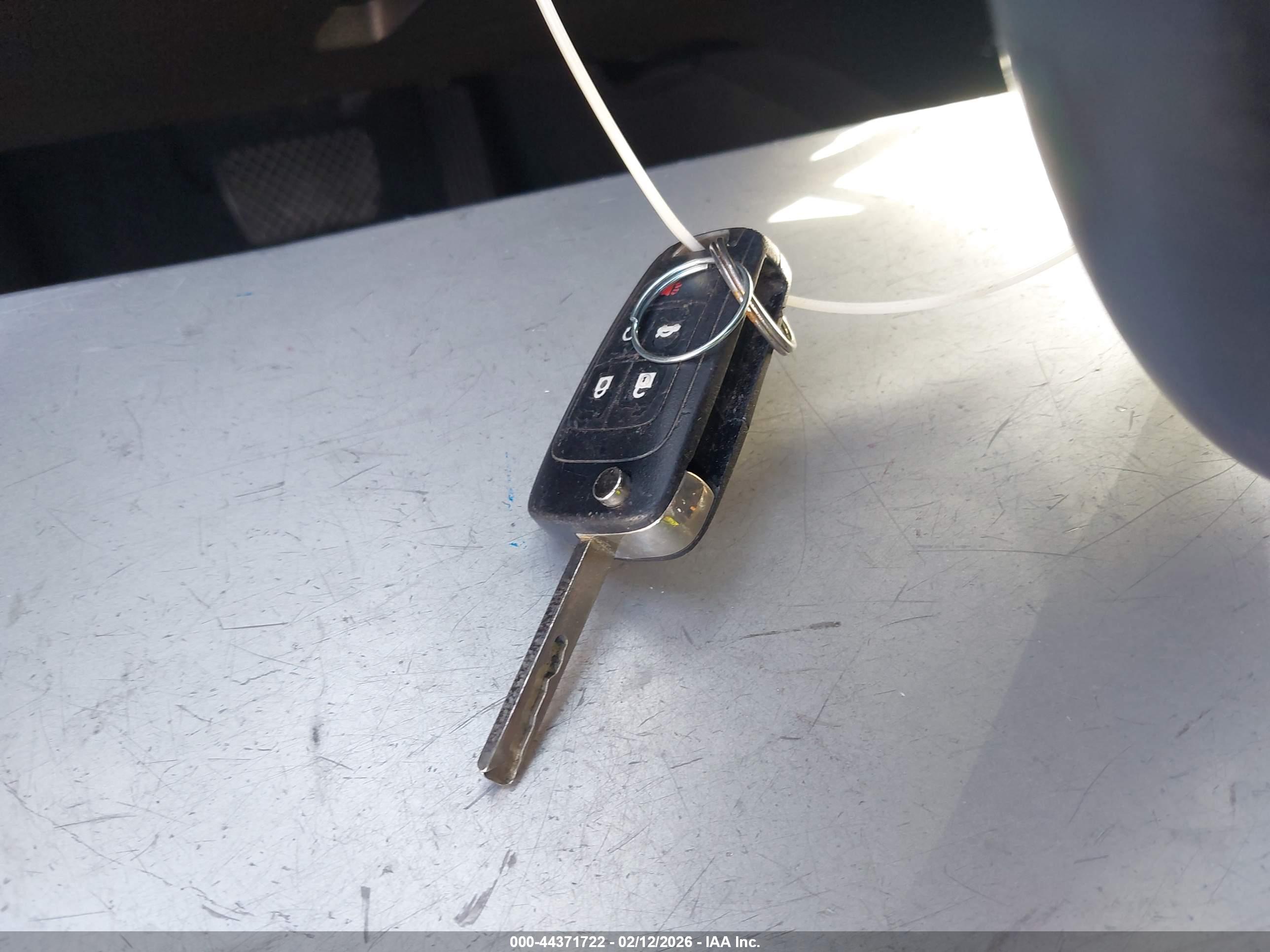 CHEVROLET EQUINOX image 11