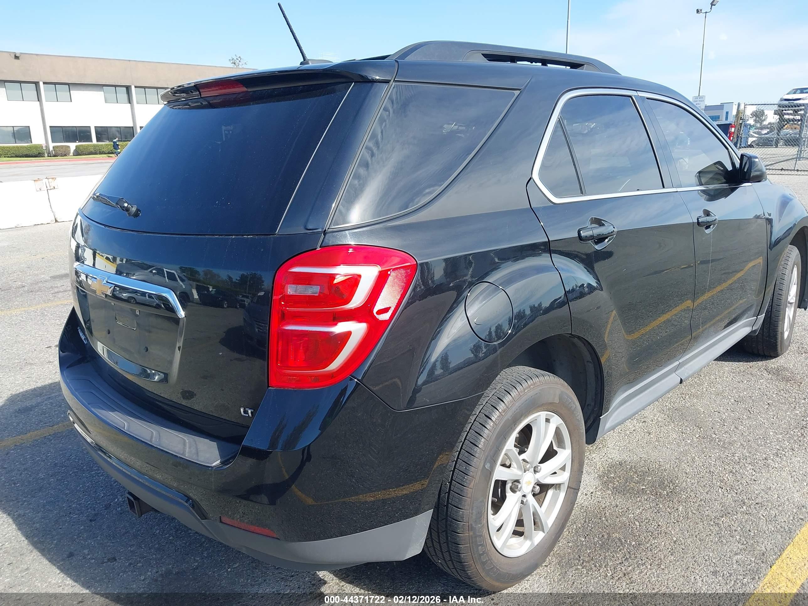 CHEVROLET EQUINOX image 4