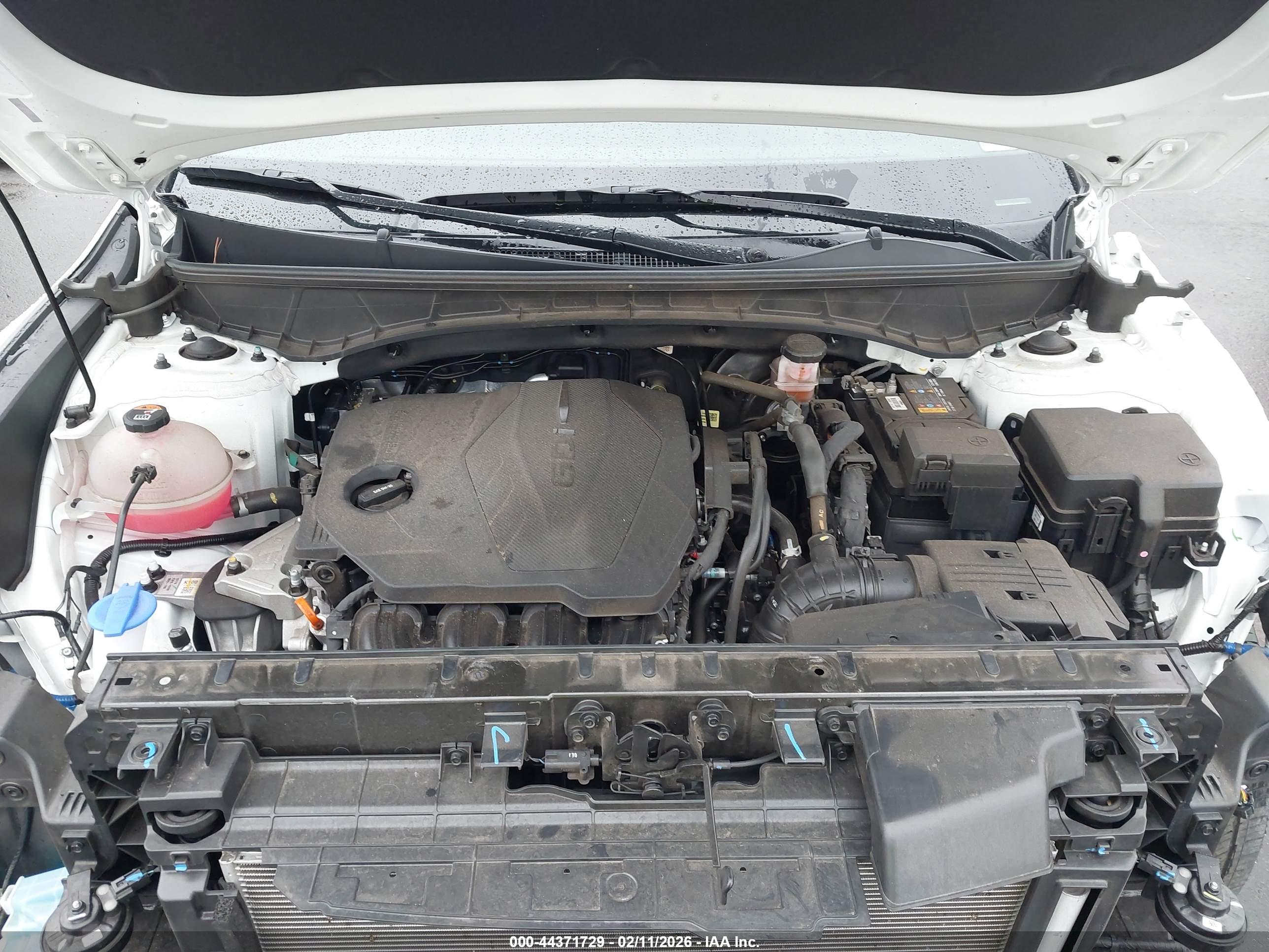 HYUNDAI SANTA image 10