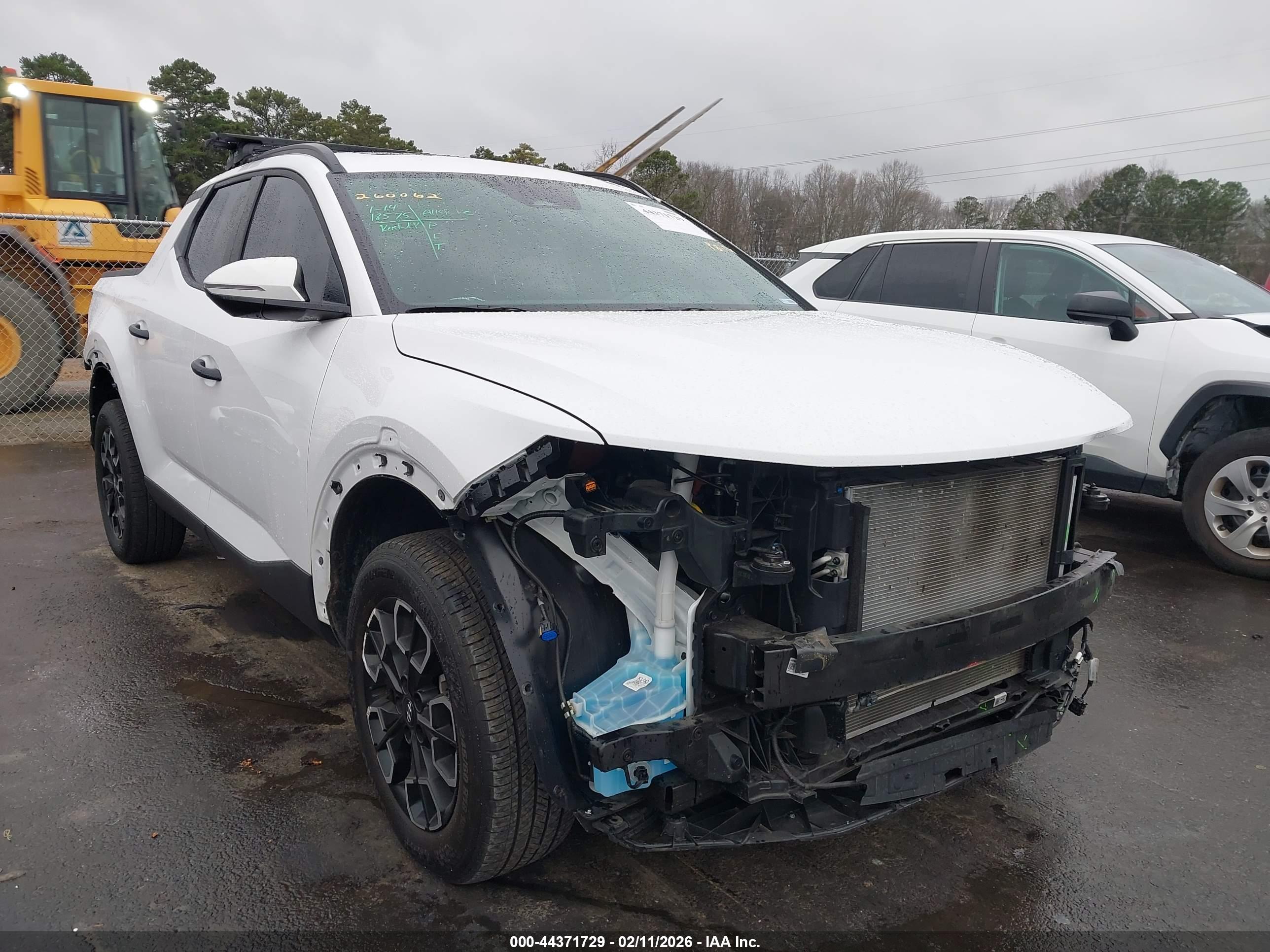 HYUNDAI SANTA image 6