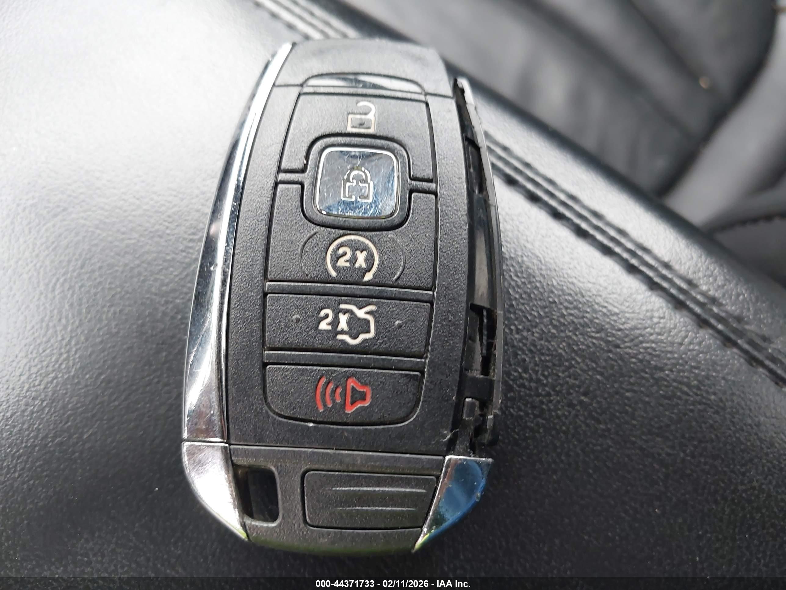 LINCOLN MKC image 11