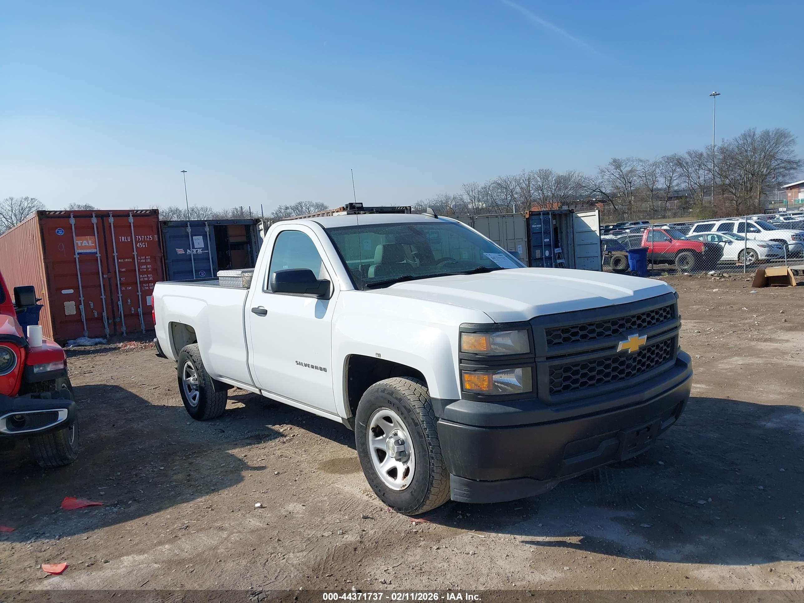 CHEVROLET SILVERADO image 6
