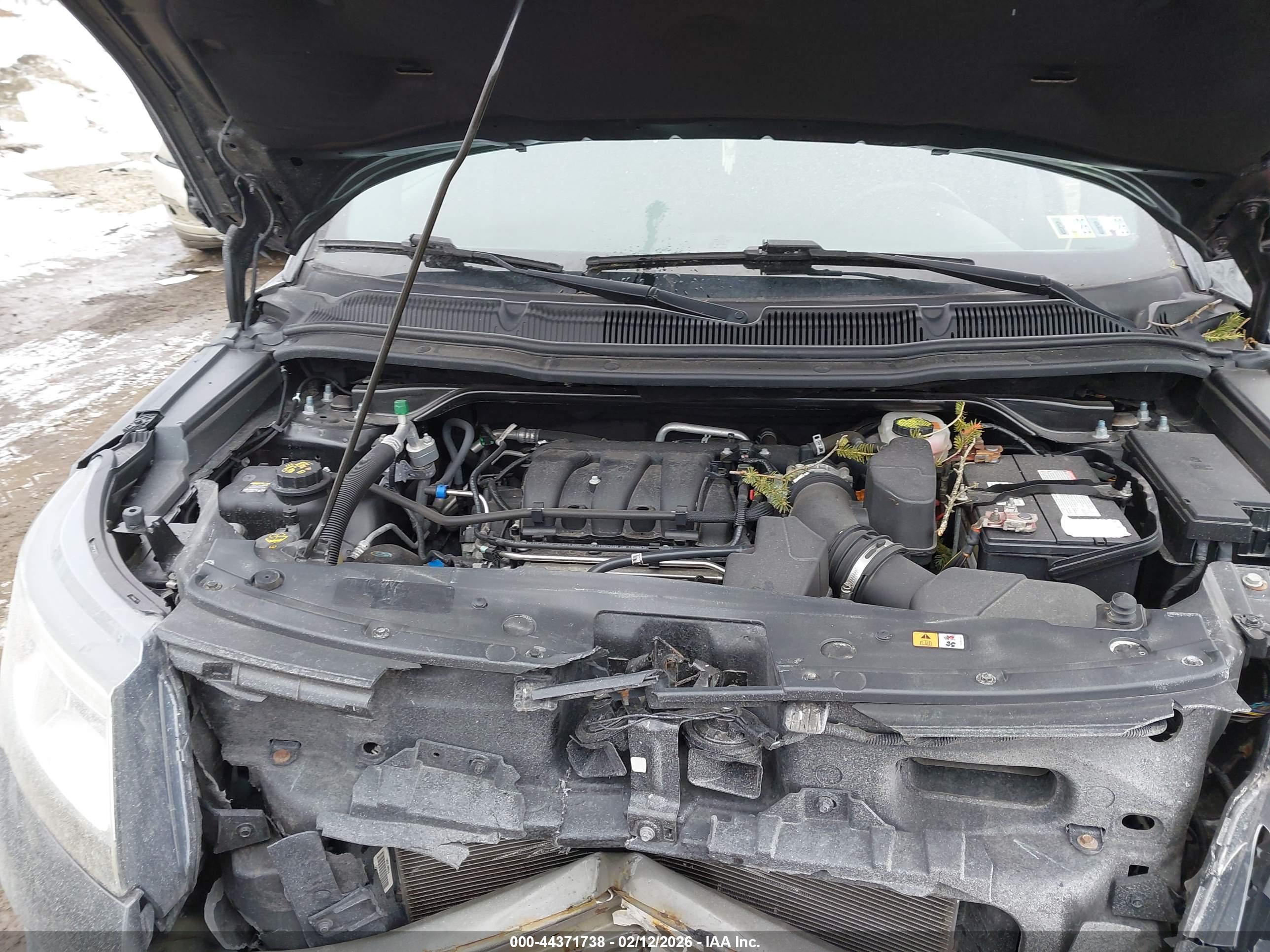 FORD EXPLORER image 10