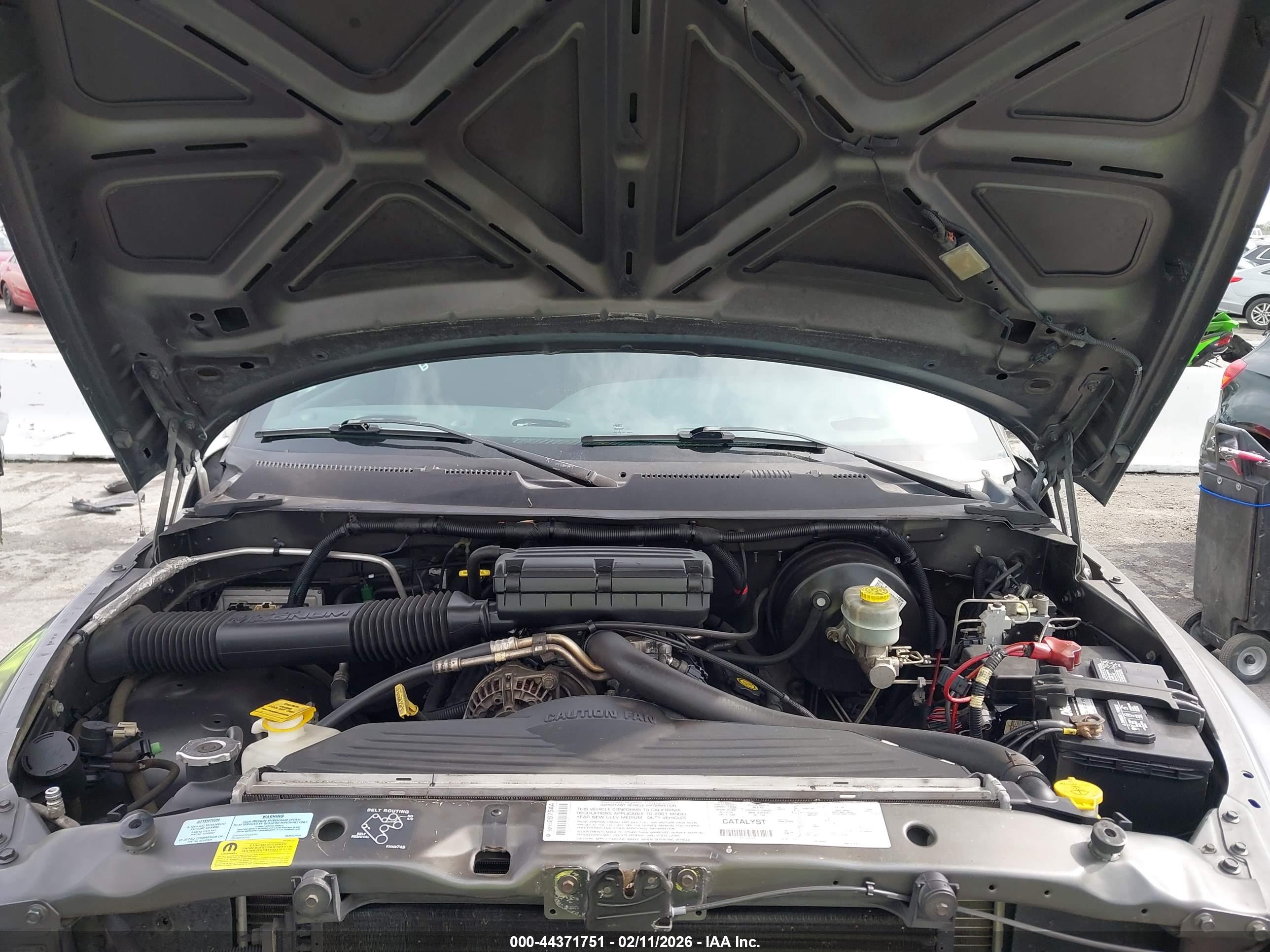 DODGE RAM image 10