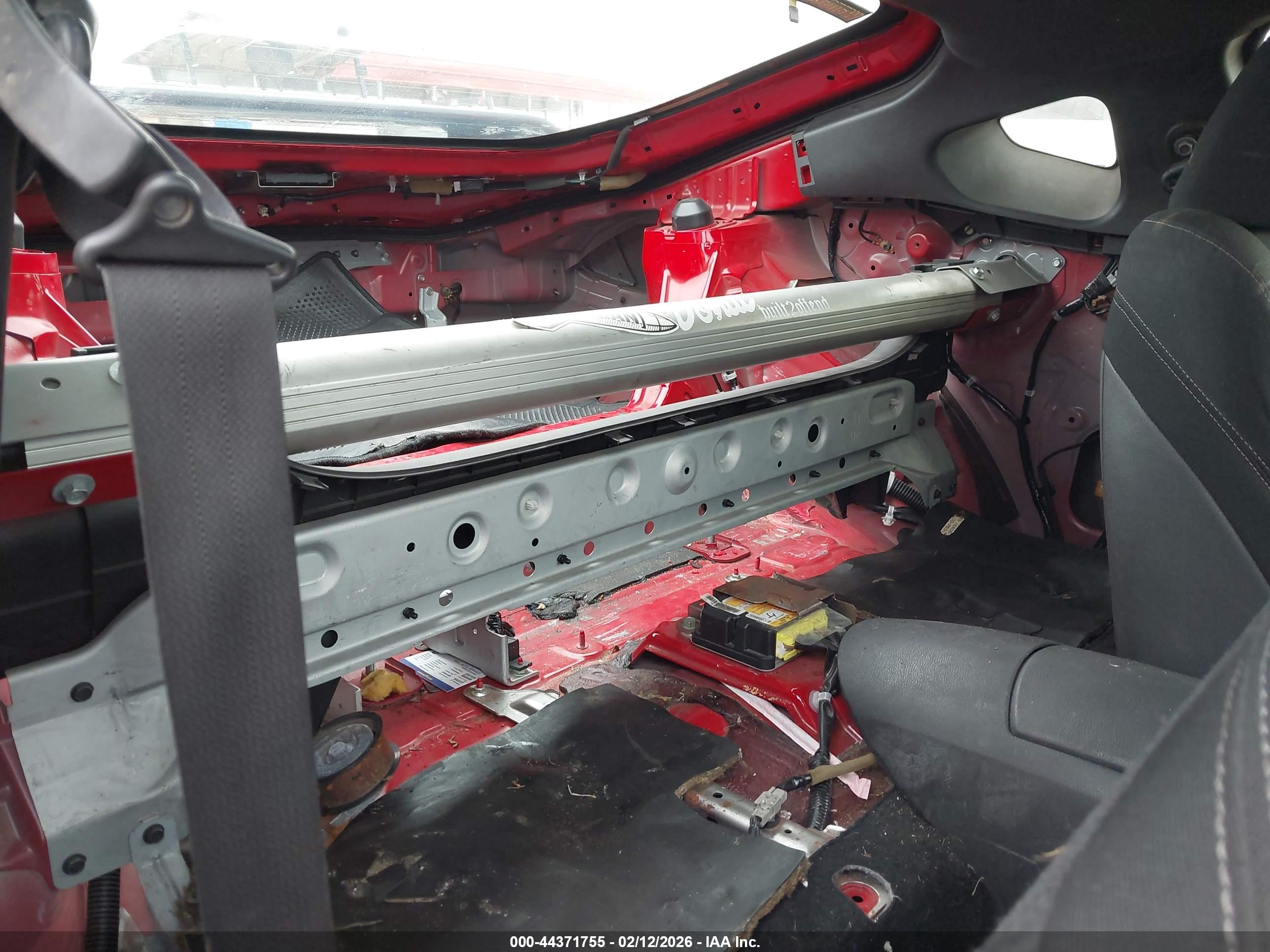 NISSAN 370Z image 8