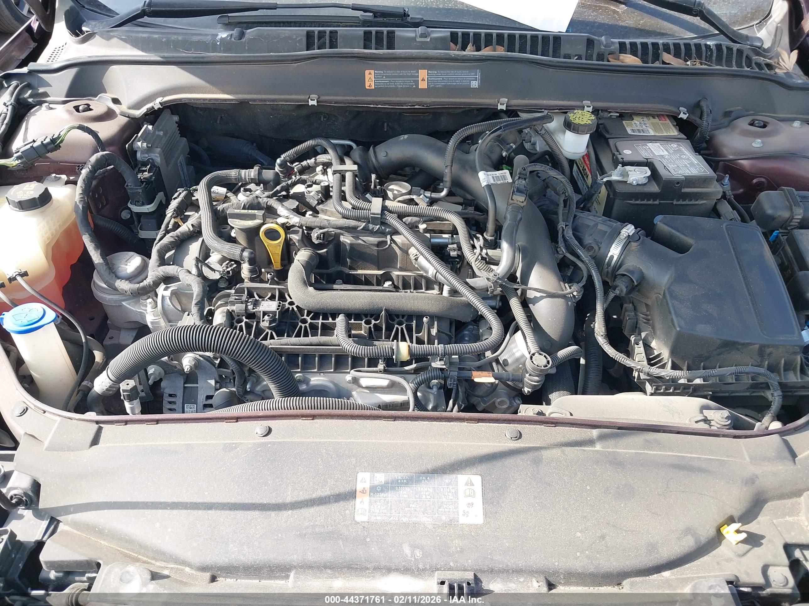 FORD FUSION image 10