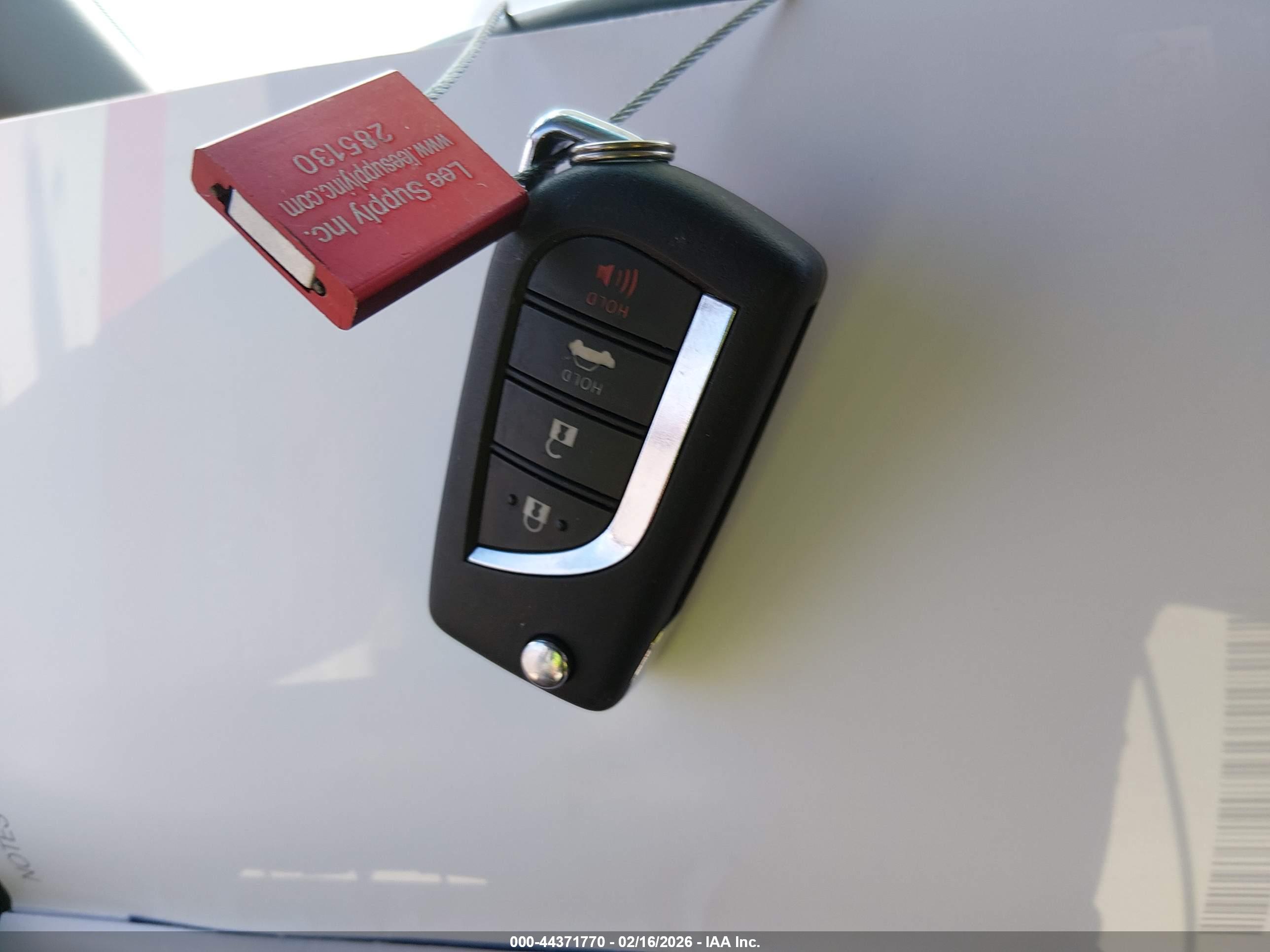 TOYOTA CAMRY image 11