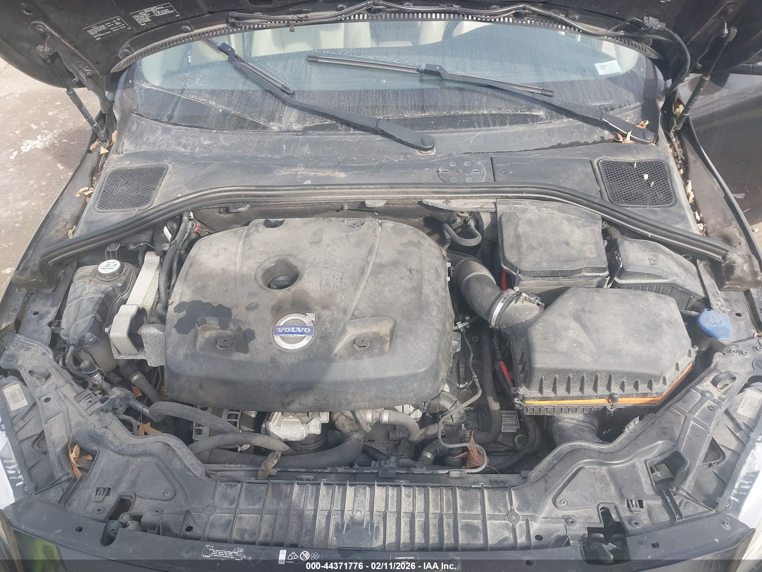 VOLVO S60 image 10