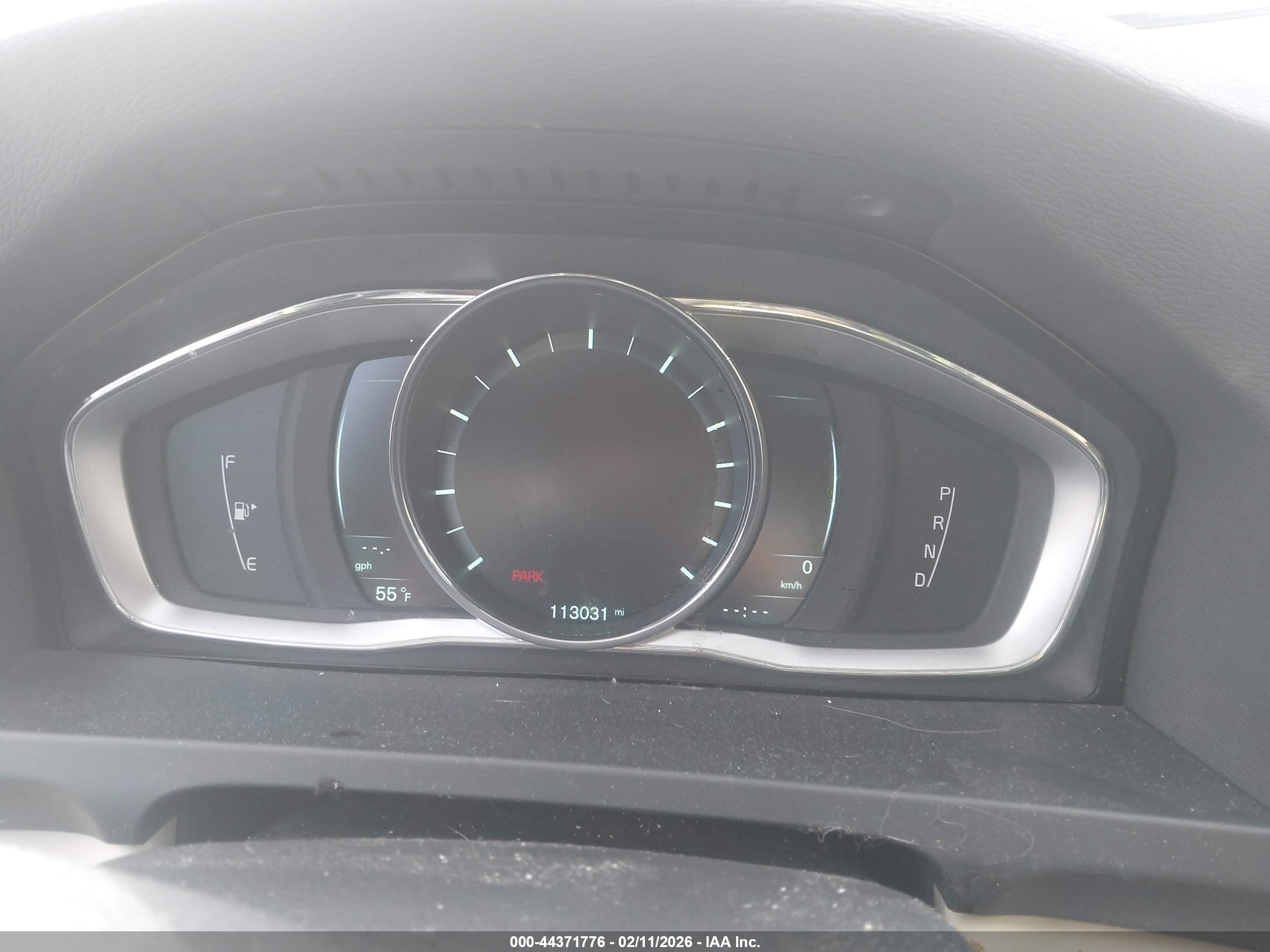 VOLVO S60 image 7