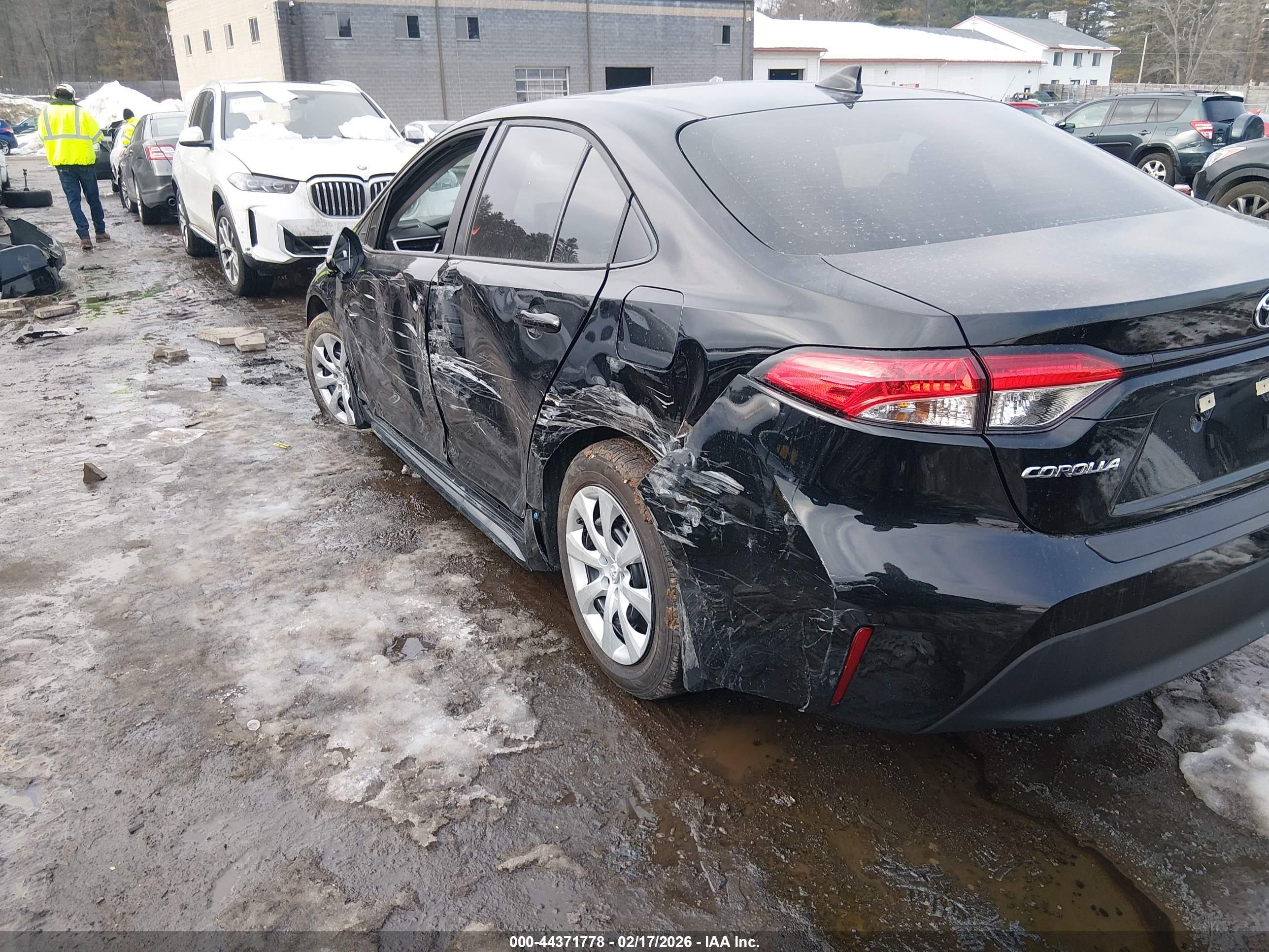 TOYOTA COROLLA image 6