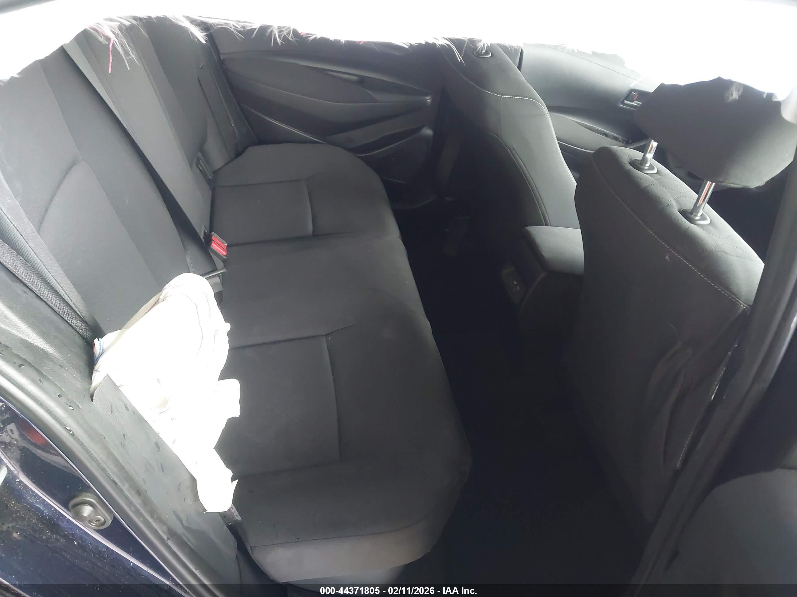 TOYOTA COROLLA image 8