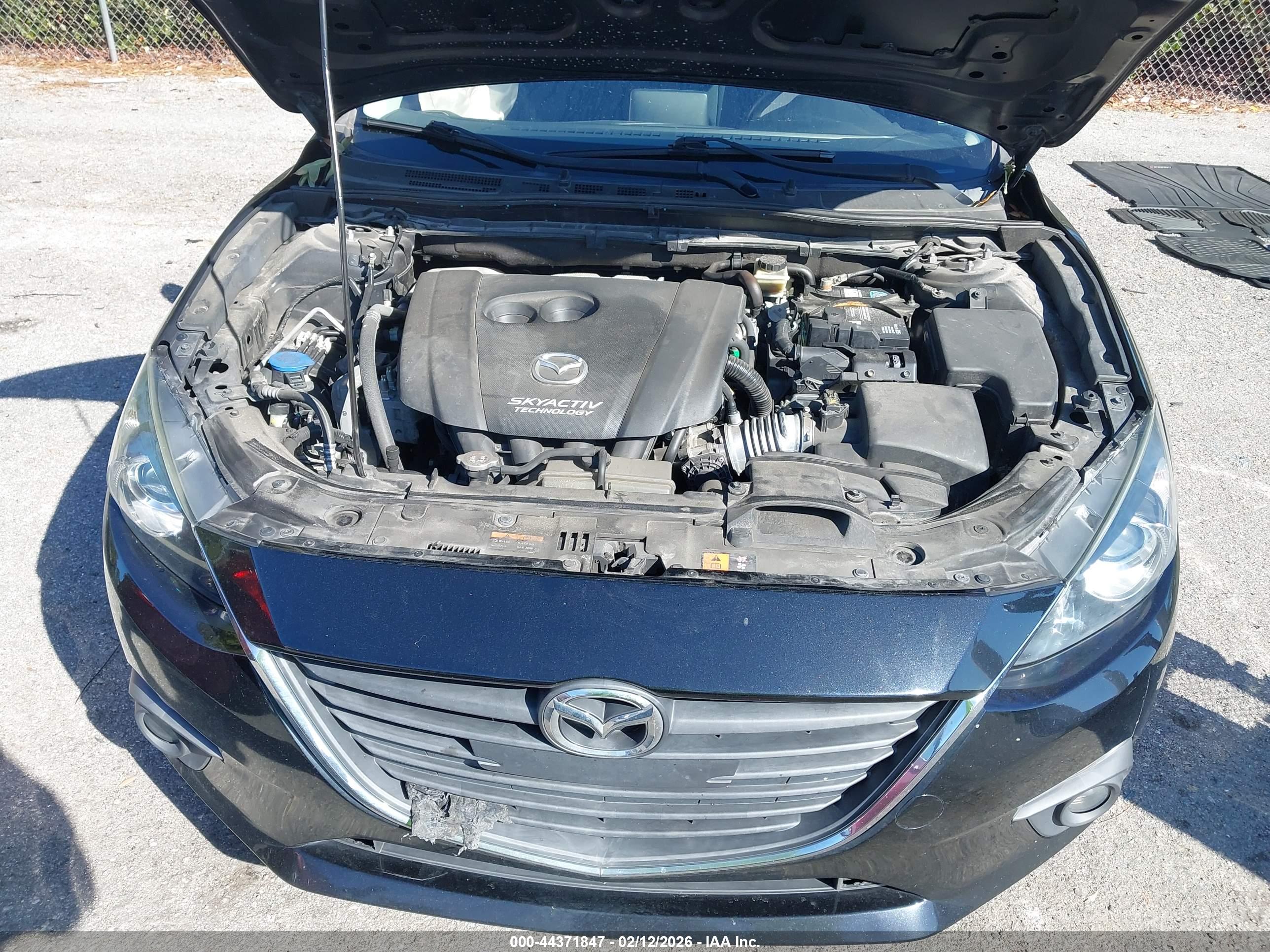 MAZDA MAZDA3 image 10