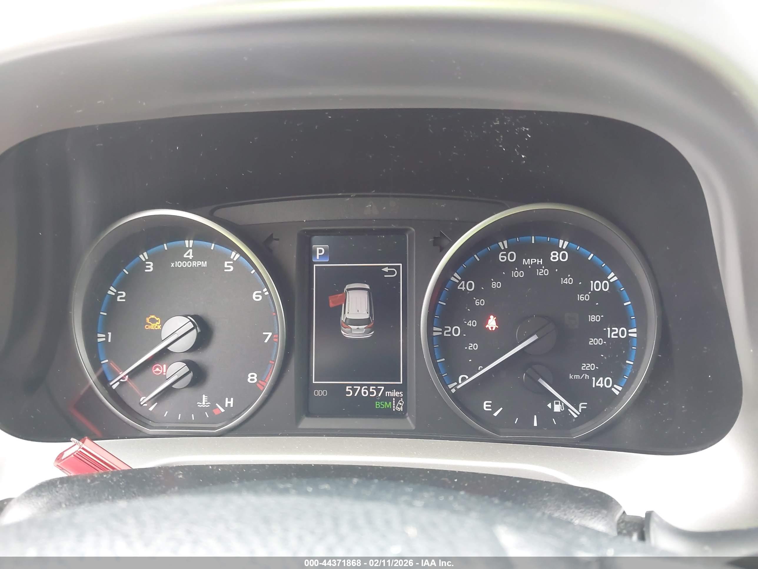 TOYOTA RAV4 image 7
