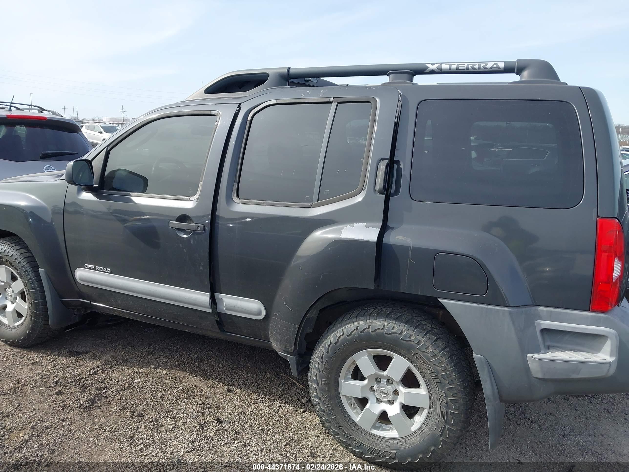 NISSAN XTERRA image 6