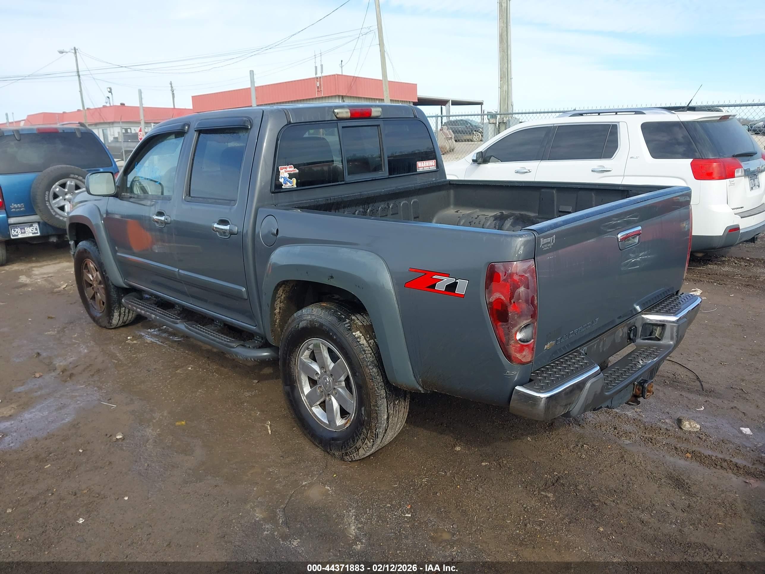 CHEVROLET COLORADO image 3
