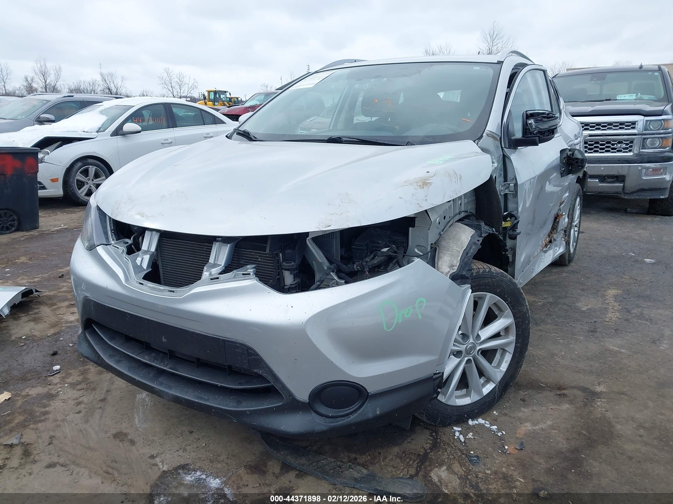NISSAN ROGUE image 2