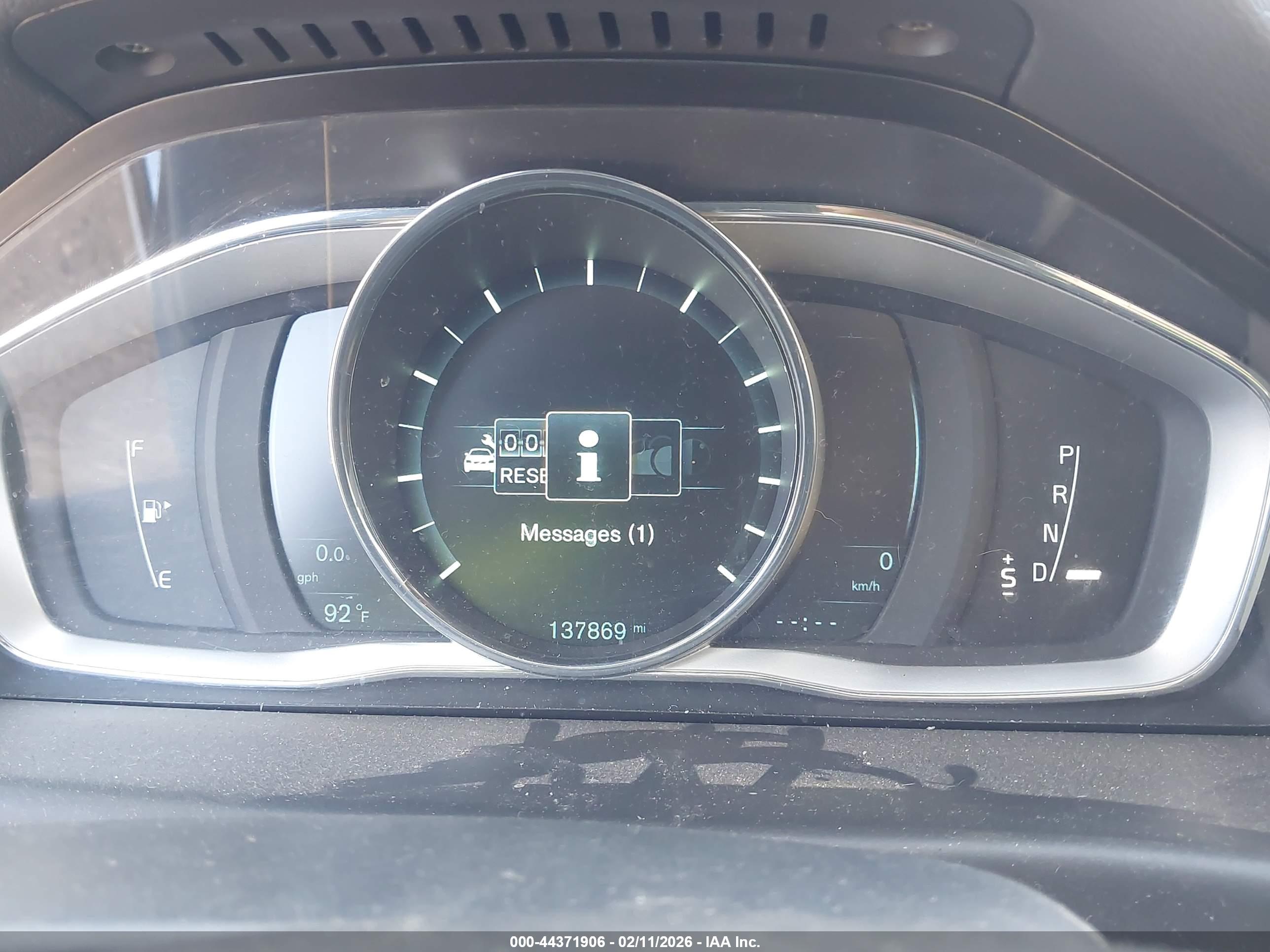 VOLVO S80 image 7