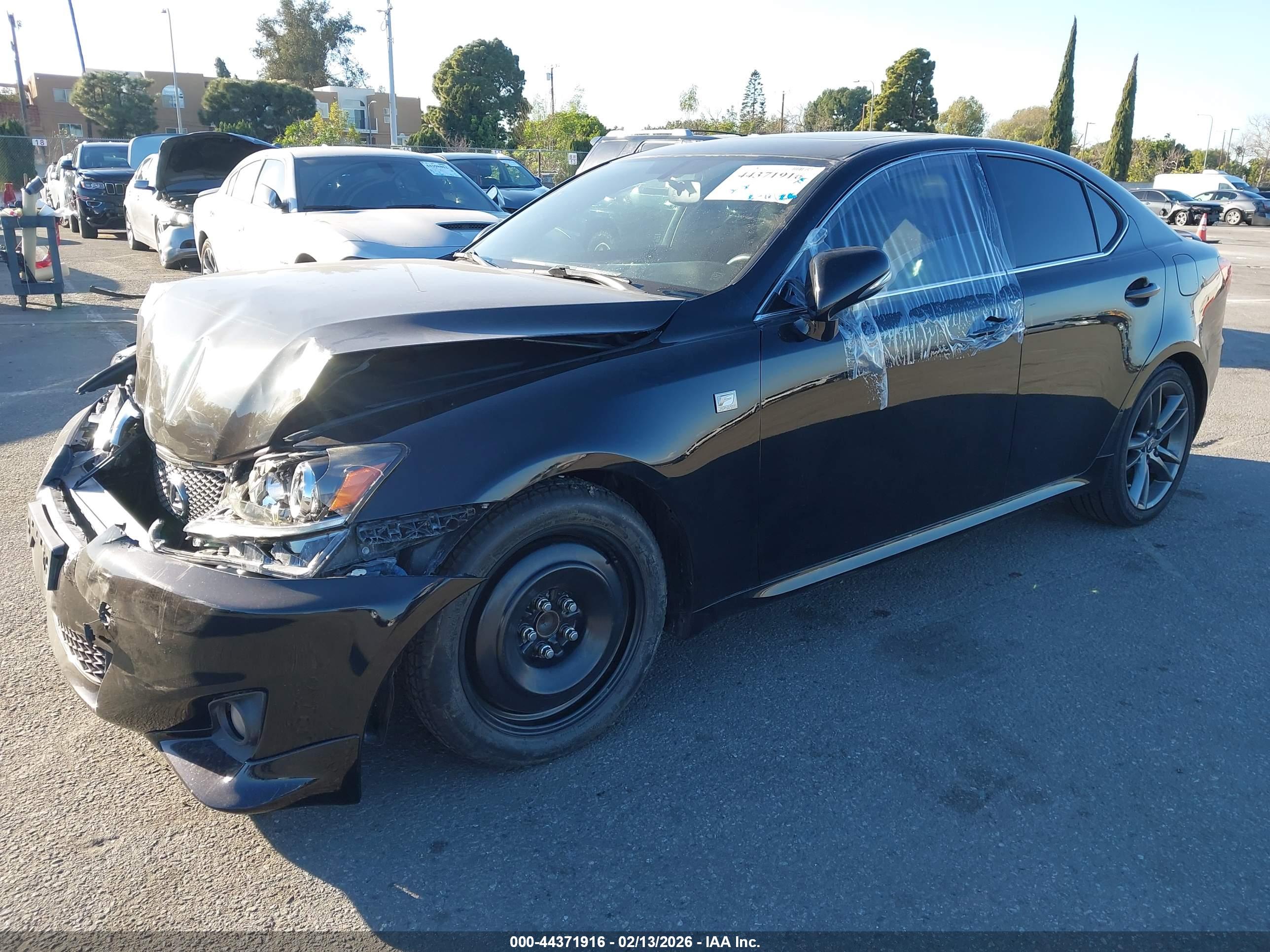 LEXUS IS image 2