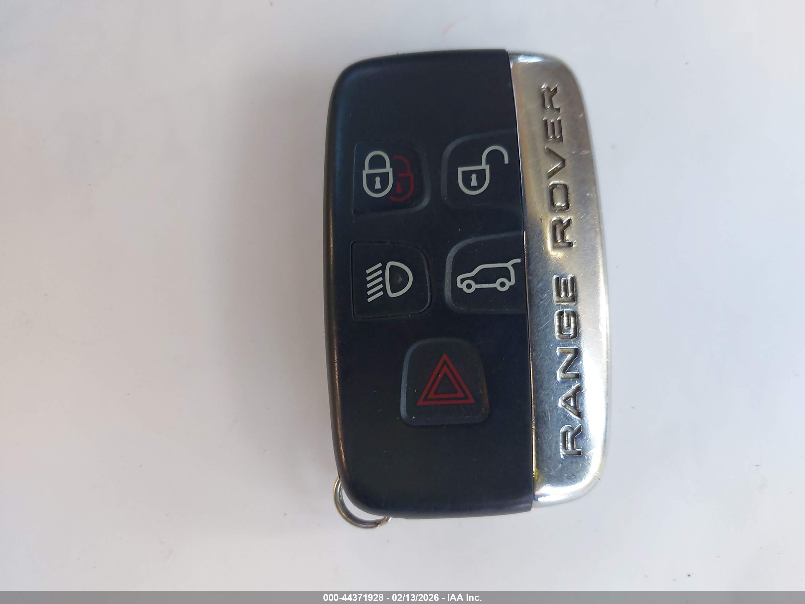 LAND ROVER image 11